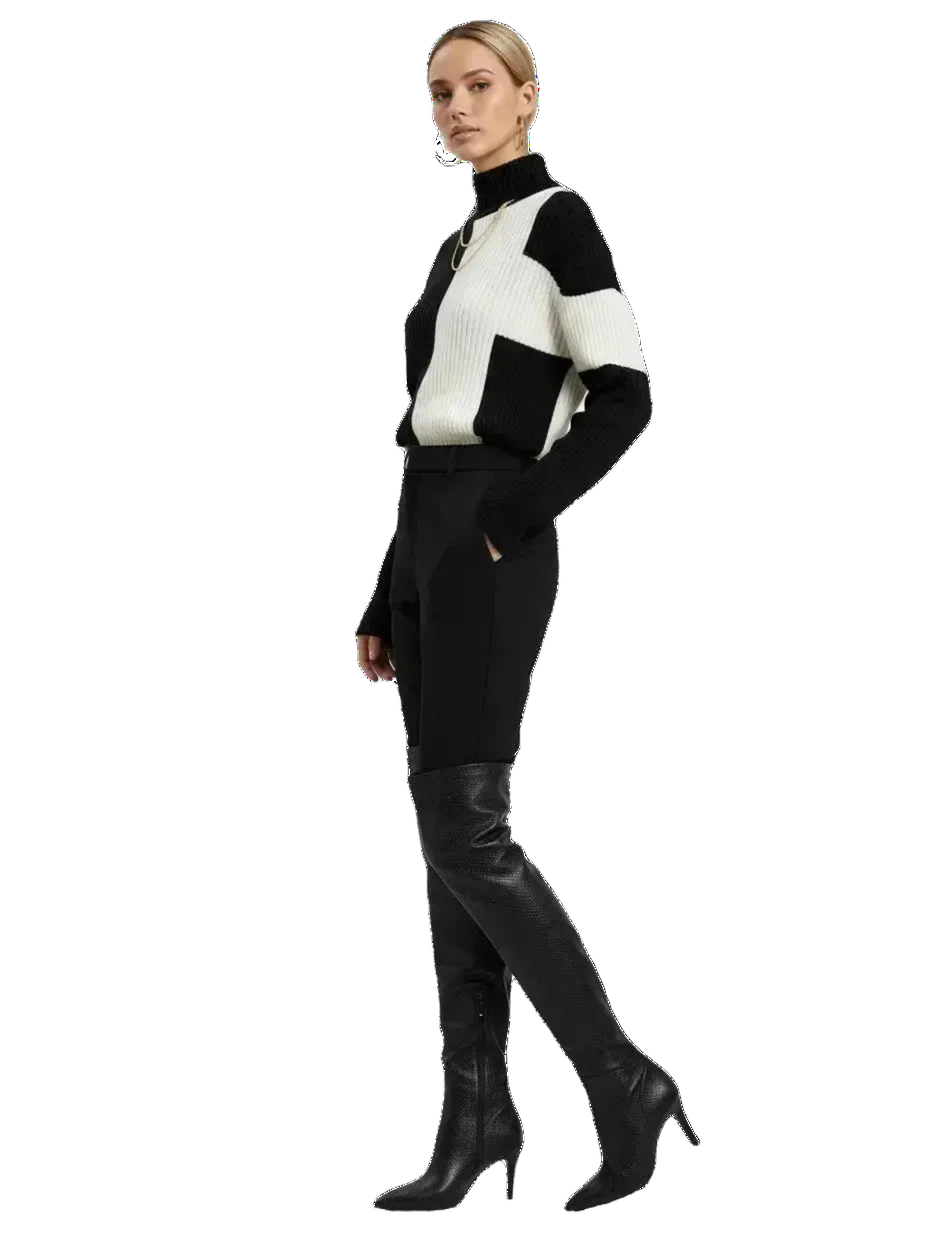 Touché Privé Touché Privé Asymmetric Colorblock Turtleneck Sweater in S - Top | Queen Anna House of Fashion Women's Luxury Fashion