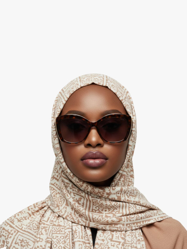 FREYRS Eyewear FREYRS Eyewear Jackie Cat Eye Sunglasses in Tortoise - Accessories | Queen Anna House of Fashion Women's Luxury Fashion