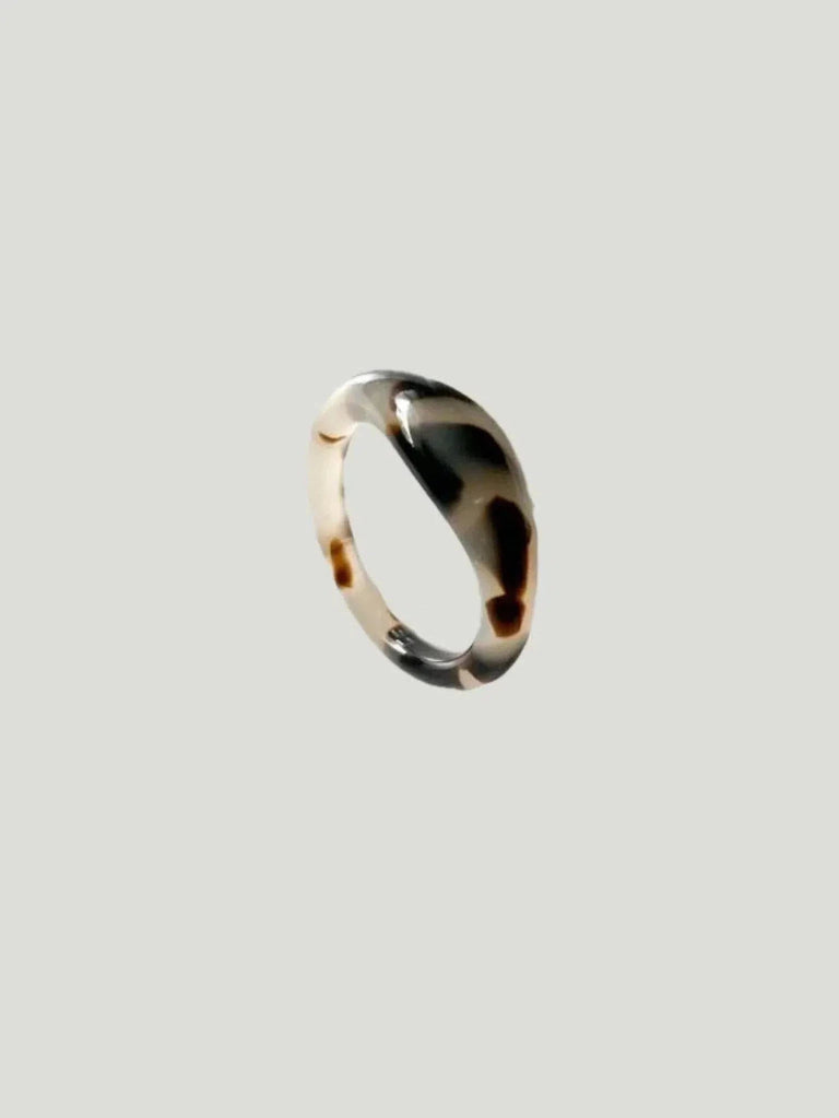 Fenna&Fei Ruyi Dome Ring - 6.5/Rings, 7.5/Rings, 8.5/Rings, Accessories, Black, Cream, Eco-Conscious Brand, Jewelry, Pearl, Rin - Luxury Women's Fashion at Queen Anna House of Fashion