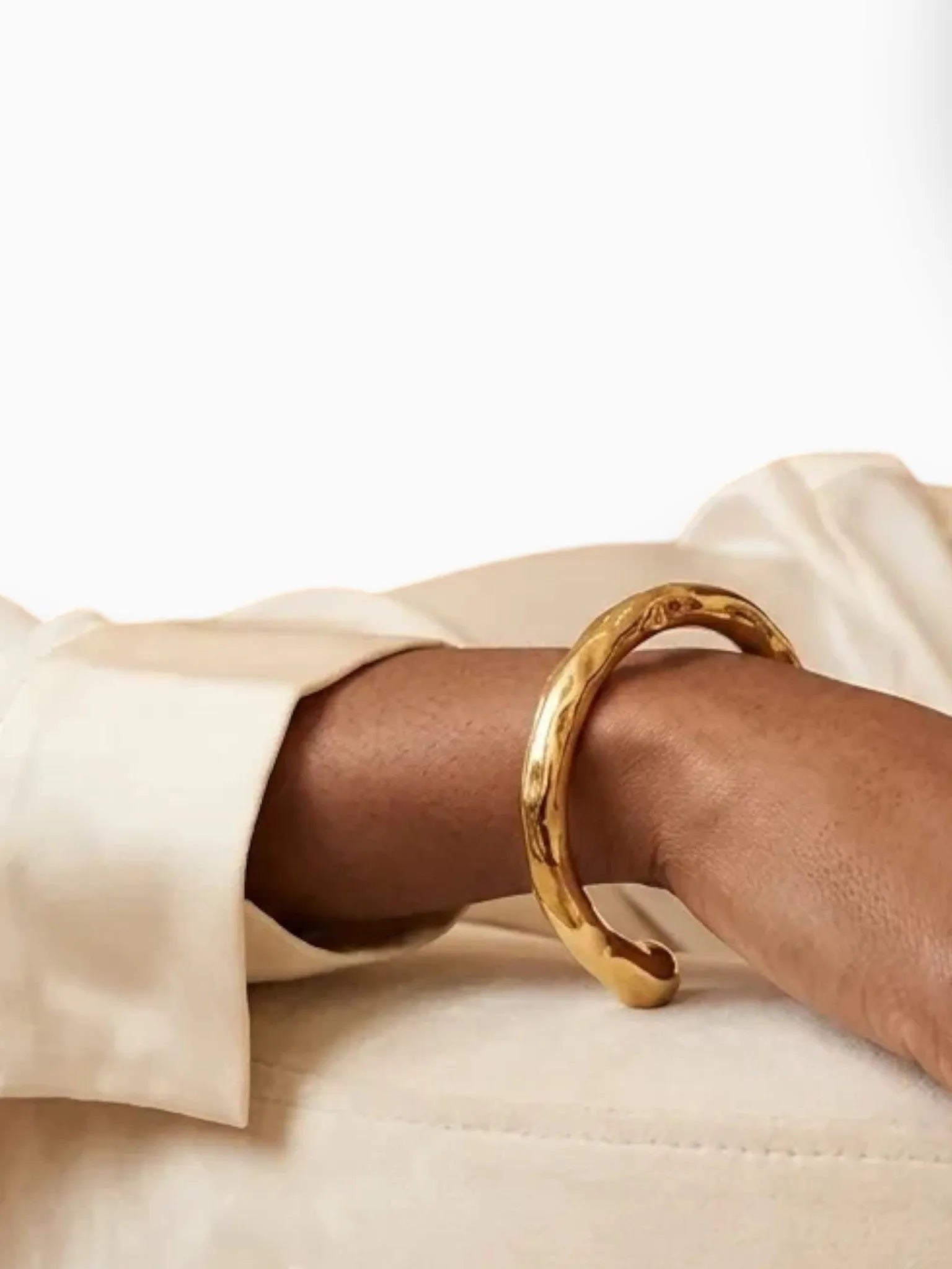Knature the Label Knature The Label Bone Cuff Bracelet in Gold - Jewelry | Queen Anna House of Fashion Women's Luxury Fashion