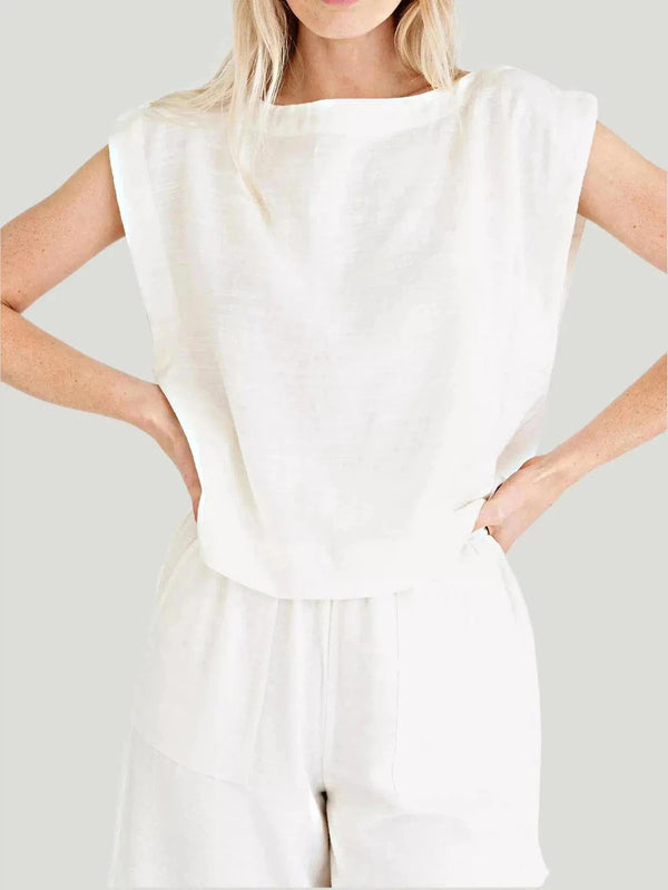 LAUDE the Label Everyday Top - 100% Organic Cotton, Eco-Conscious Brand, F/W'22, Ivory, l, m, New Arrivals, Philanthropic Brand, Sh - Luxury Women's Fashion at Queen Anna House of Fashion