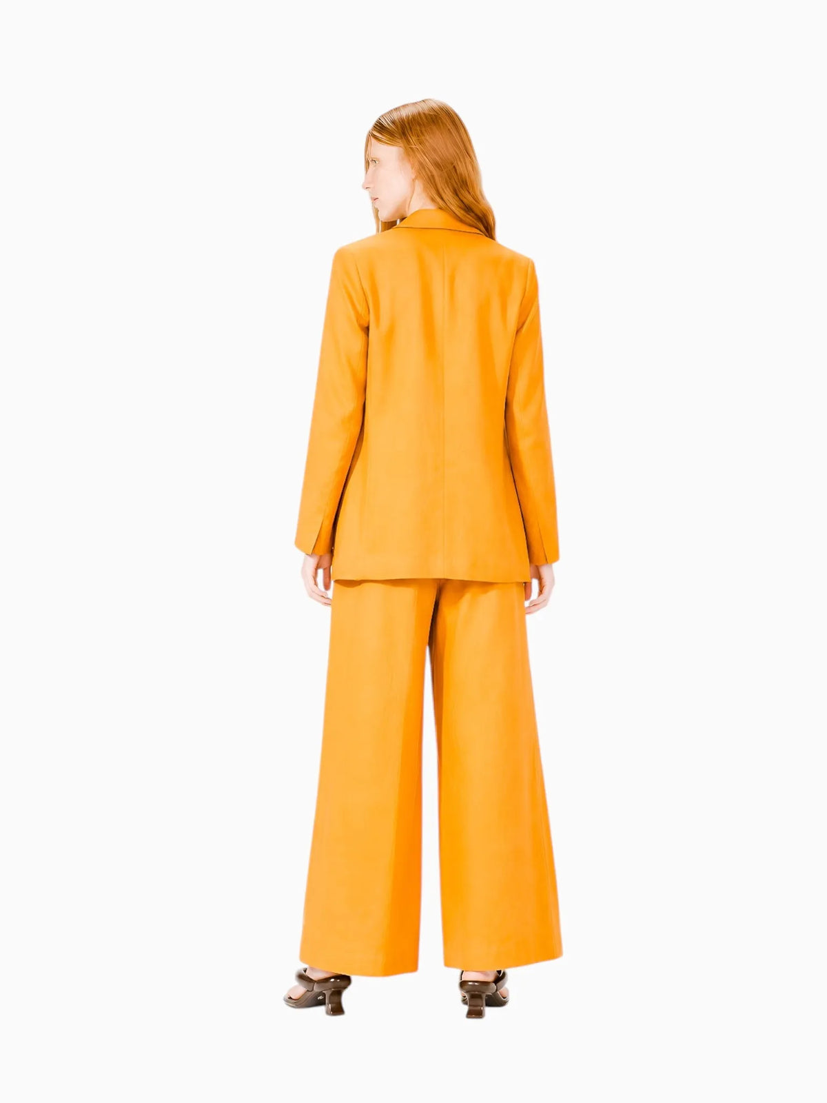Lanhtropy Lanhtropy Milano Linen Blazer in Caramel - Outerwear | Queen Anna House of Fashion Women's Luxury Fashion