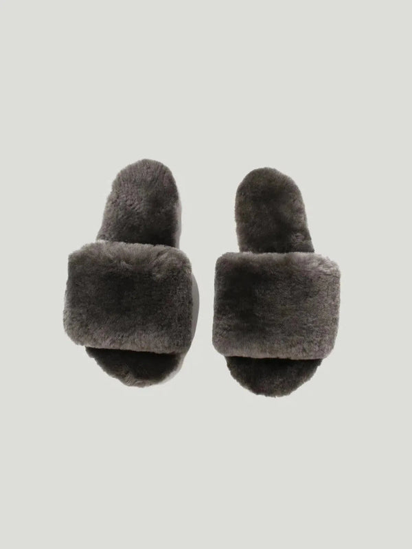 Pissenlit Sheepskin Slippers - 6/Shoes, 7/Shoes, 8/Shoes, 9/Shoes, Accessories, Black, Eco-Conscious Brand, F/W'22, Flat Slides - S - Luxury Women's Fashion at Queen Anna House of Fashion