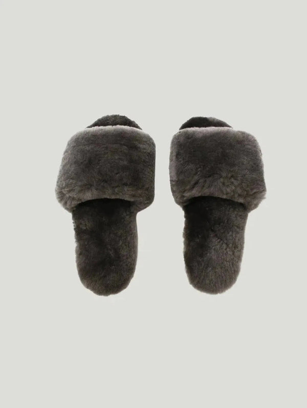 Pissenlit Sheepskin Slippers - 6/Shoes, 7/Shoes, 8/Shoes, 9/Shoes, Accessories, Black, Eco-Conscious Brand, F/W'22, Flat Slides - S - Luxury Women's Fashion at Queen Anna House of Fashion