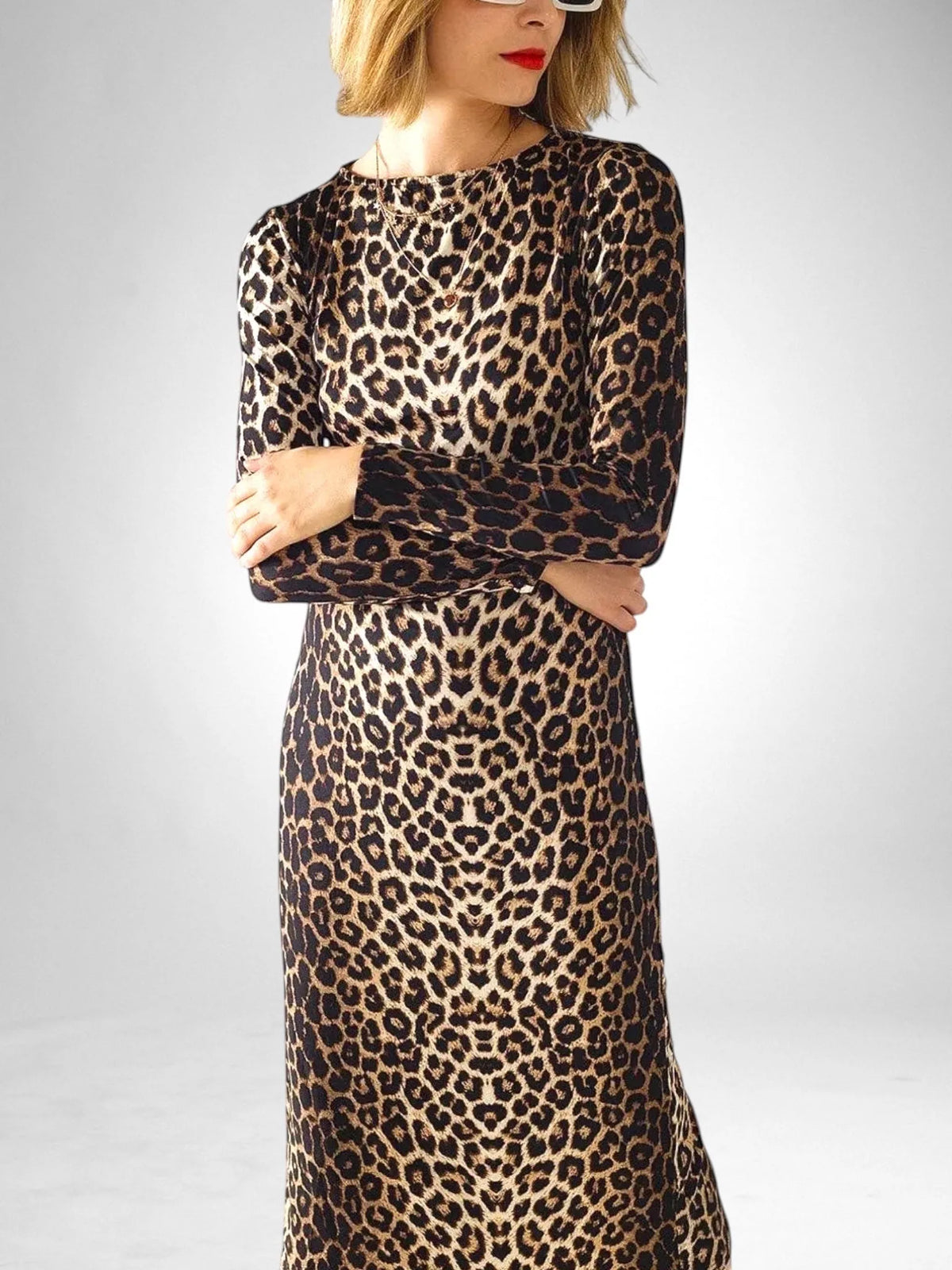 Q2 Q2 Leopard Print Fitted Midi Dress in S - Dress | Queen Anna House of Fashion Women's Luxury Fashion