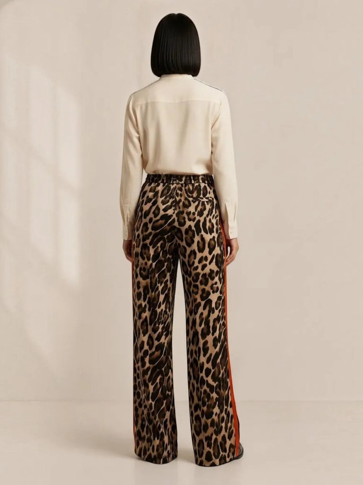 Q2 Q2 Leopard Straight Pants in S - Bottom | Queen Anna House of Fashion Women's Luxury Fashion