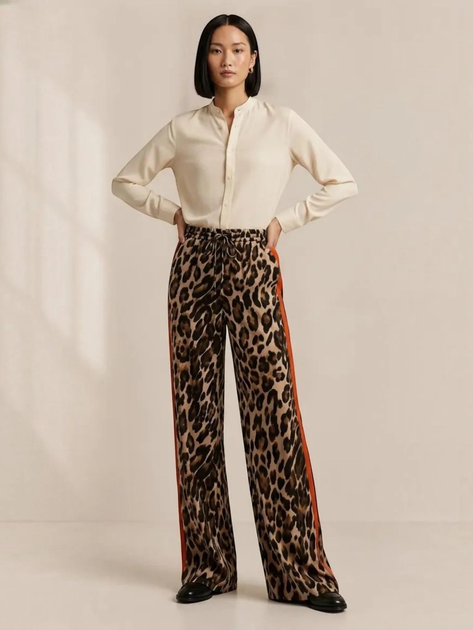 Q2 Q2 Leopard Straight Pants in S - Bottom | Queen Anna House of Fashion Women's Luxury Fashion