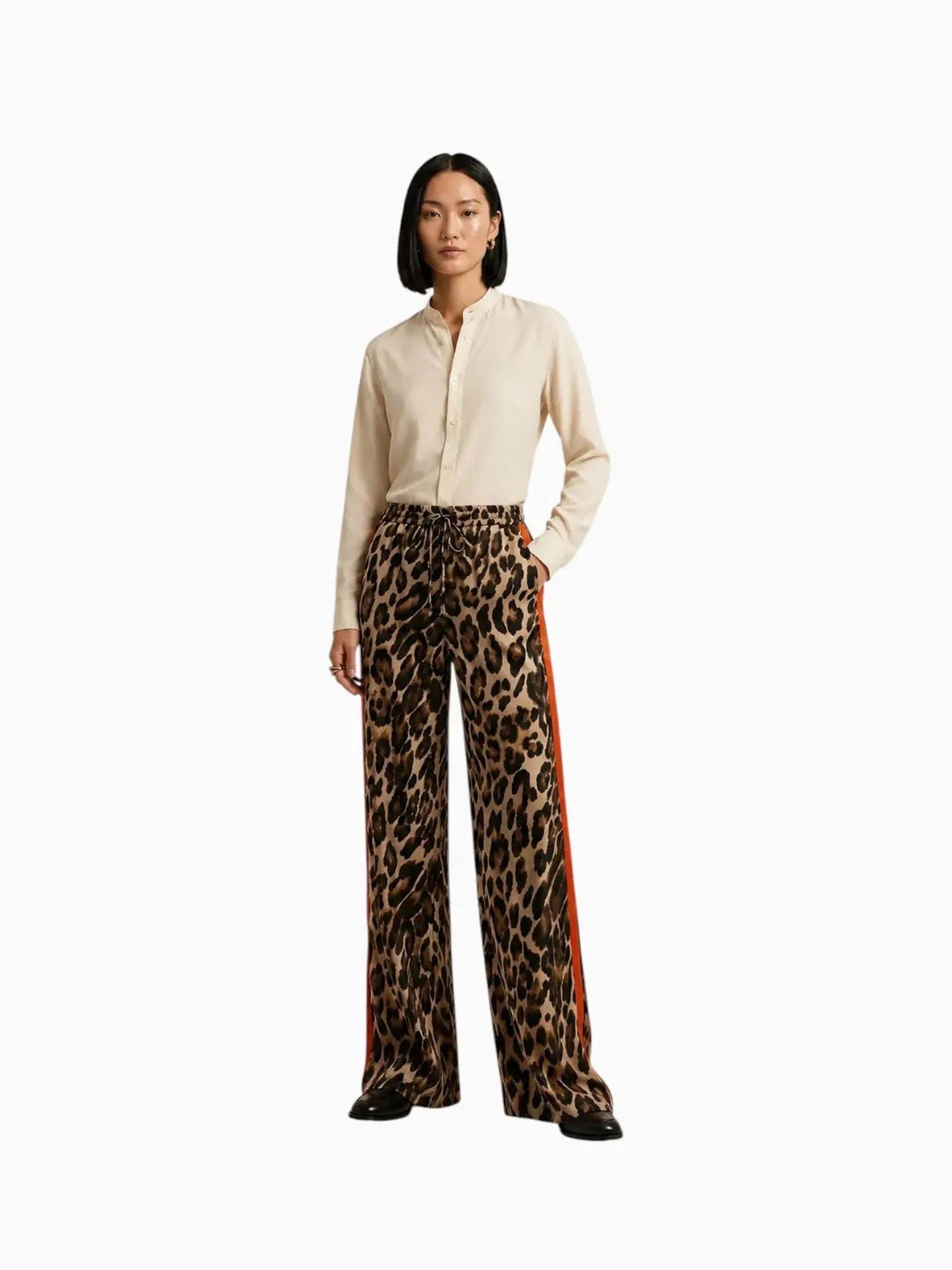 Q2 Q2 Leopard Straight Pants in S - Bottom | Queen Anna House of Fashion Women's Luxury Fashion