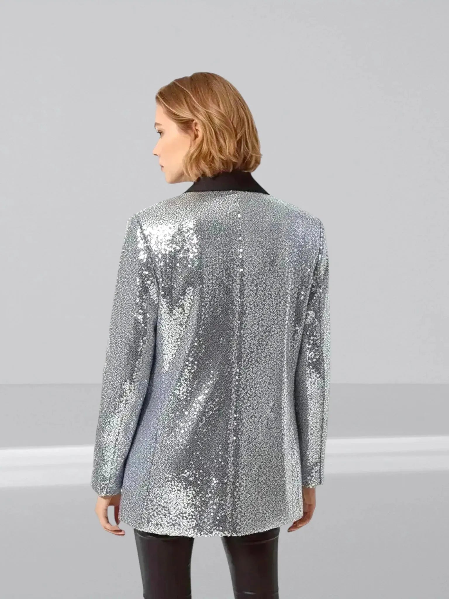 Q2 Q2 Silver Sequin Tuxedo Blazer in Silver - Outerwear | Queen Anna House of Fashion Women's Luxury Fashion