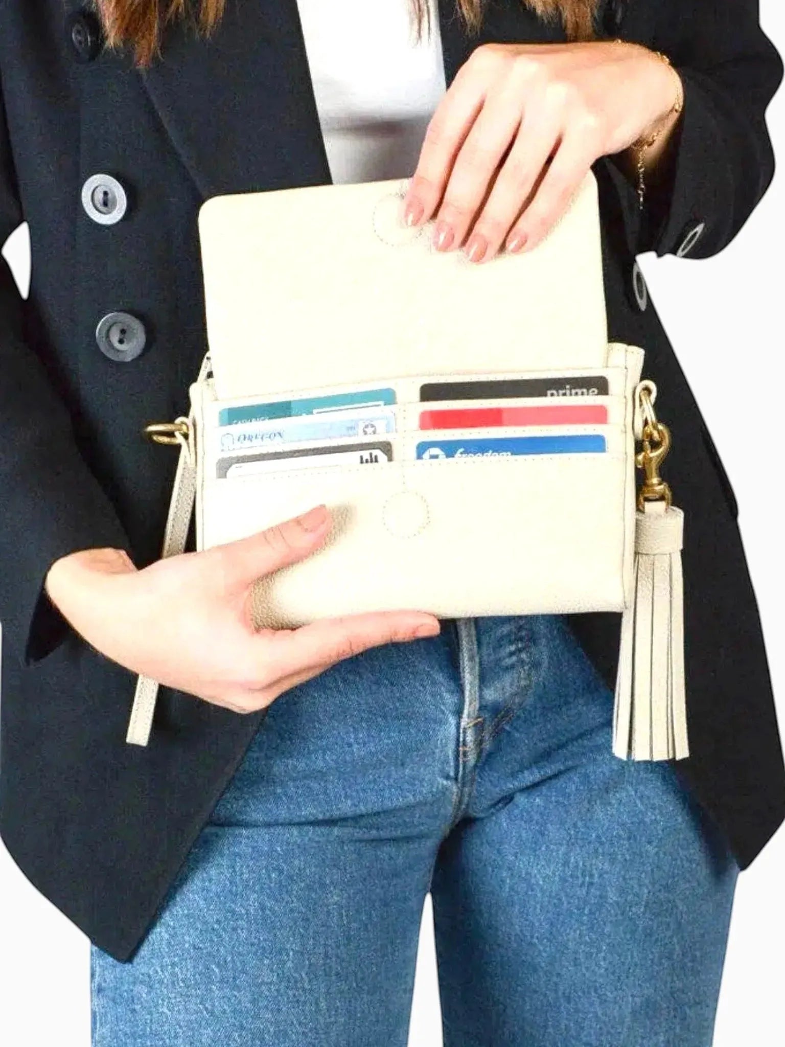TAH Bags TAH Bags Work Traveler Wallet in Black - Accessories | Queen Anna House of Fashion Women's Luxury Fashion