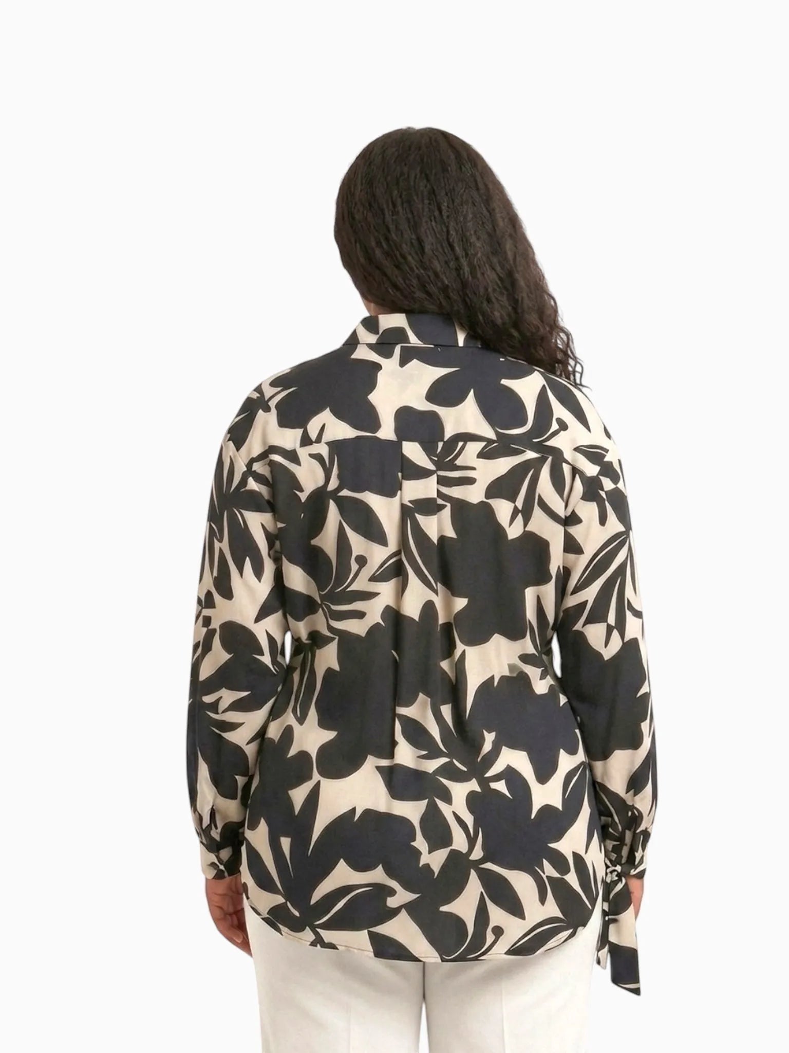 Touché Touché Privé Patterned Cuff Blouse in Patterned - Top | Queen Anna House of Fashion Women's Luxury Fashion