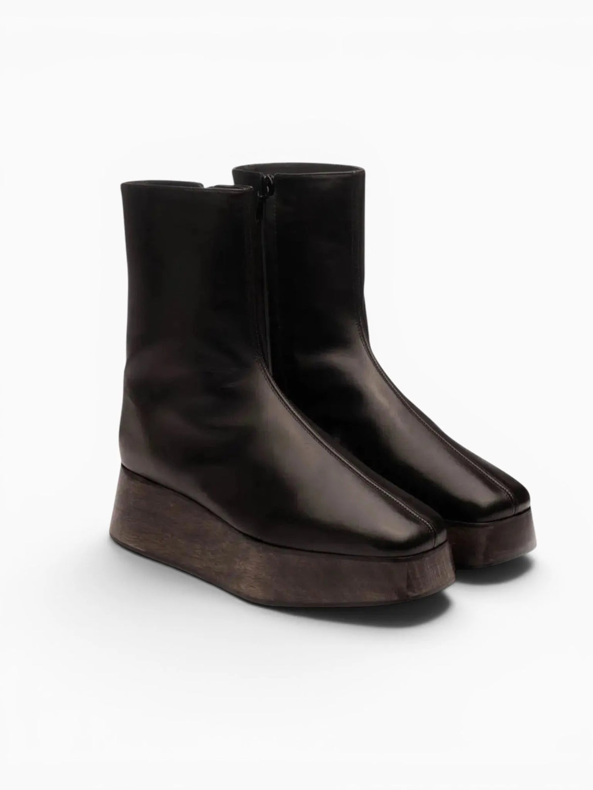 UTILITARIAN UTILITARIAN Nous Wooden Platform Boot in Black - Shoes | Queen Anna House of Fashion Women's Luxury Fashion