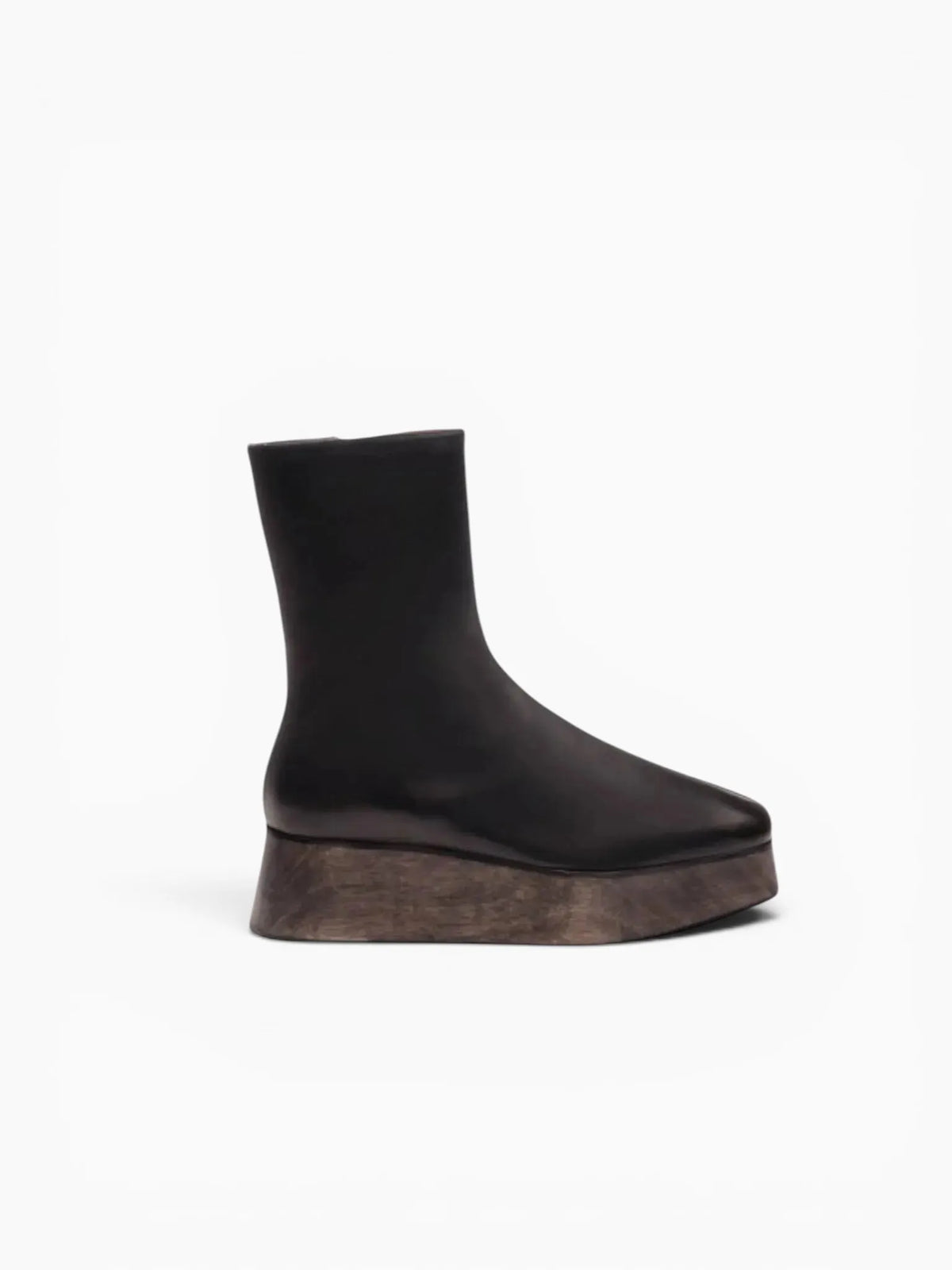 UTILITARIAN UTILITARIAN Nous Wooden Platform Boot in Black - Shoes | Queen Anna House of Fashion Women's Luxury Fashion