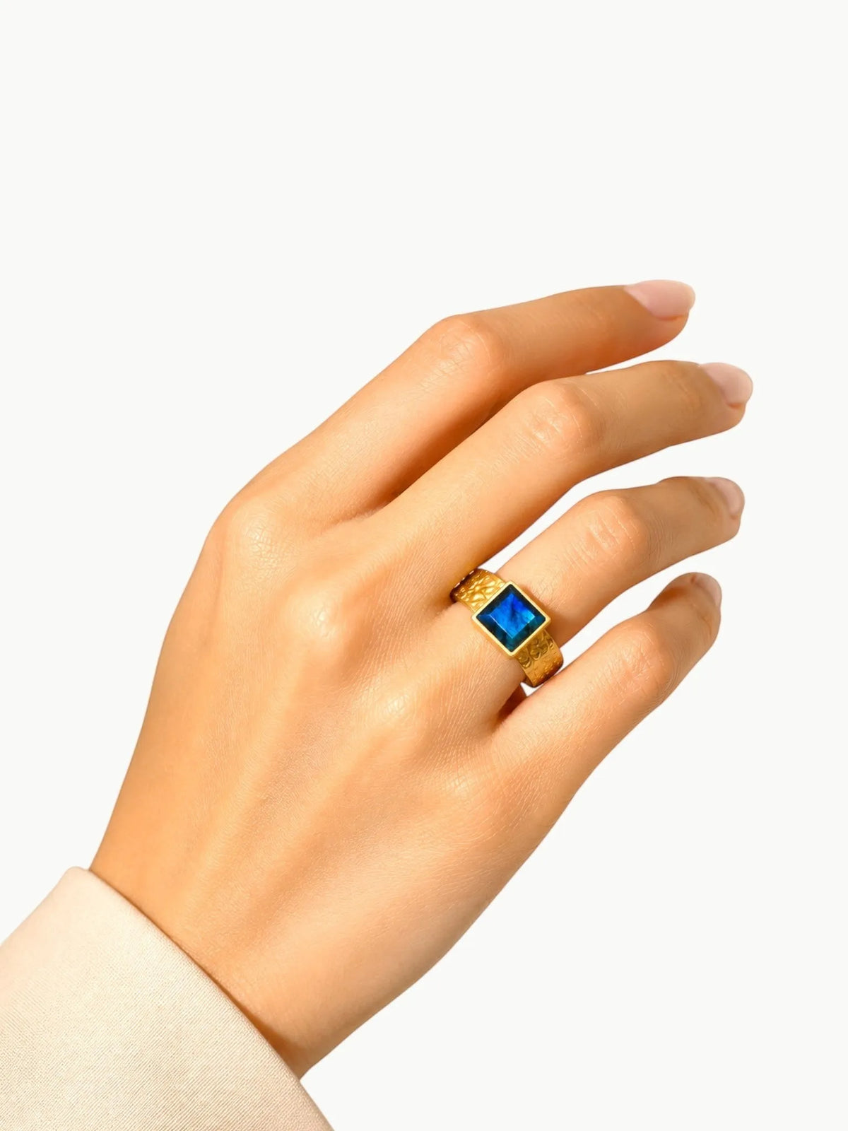 WILYMI Jewelry WILYMI Jewelry Labradorite Ring in Labradorite - Jewelry | Queen Anna House of Fashion Women's Luxury Fashion