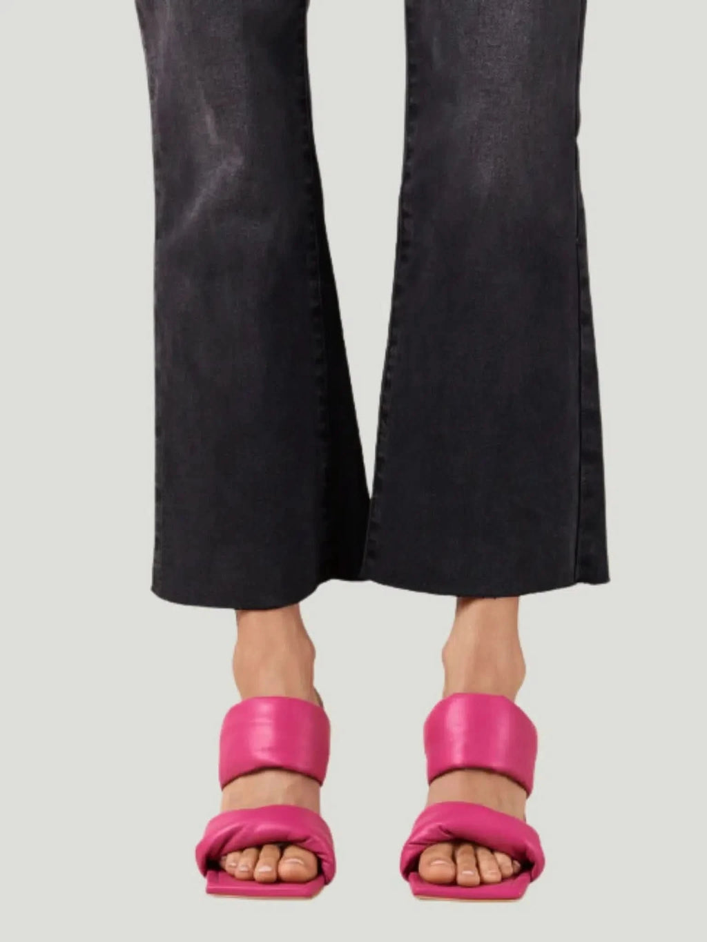 Alohas Alohas Twist Strap Magenta Leather Sandals in 36 - Shoes | Queen Anna House of Fashion Women's Luxury Fashion