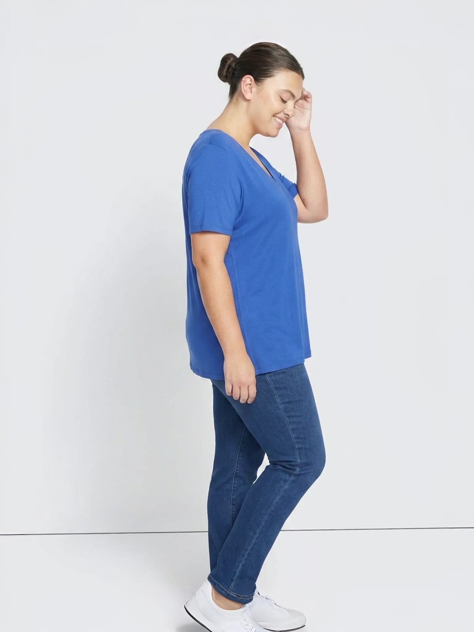 Universal Standard Short Sleeve V Neck Tee