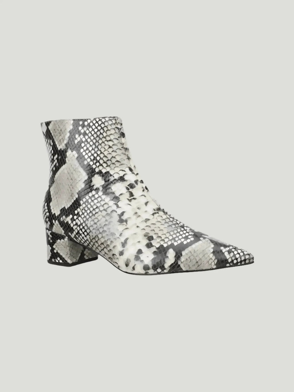 Carrano Carrano Python Embossed Leather Bootie in 7/US - Shoes | Queen Anna House of Fashion Women's Luxury Fashion