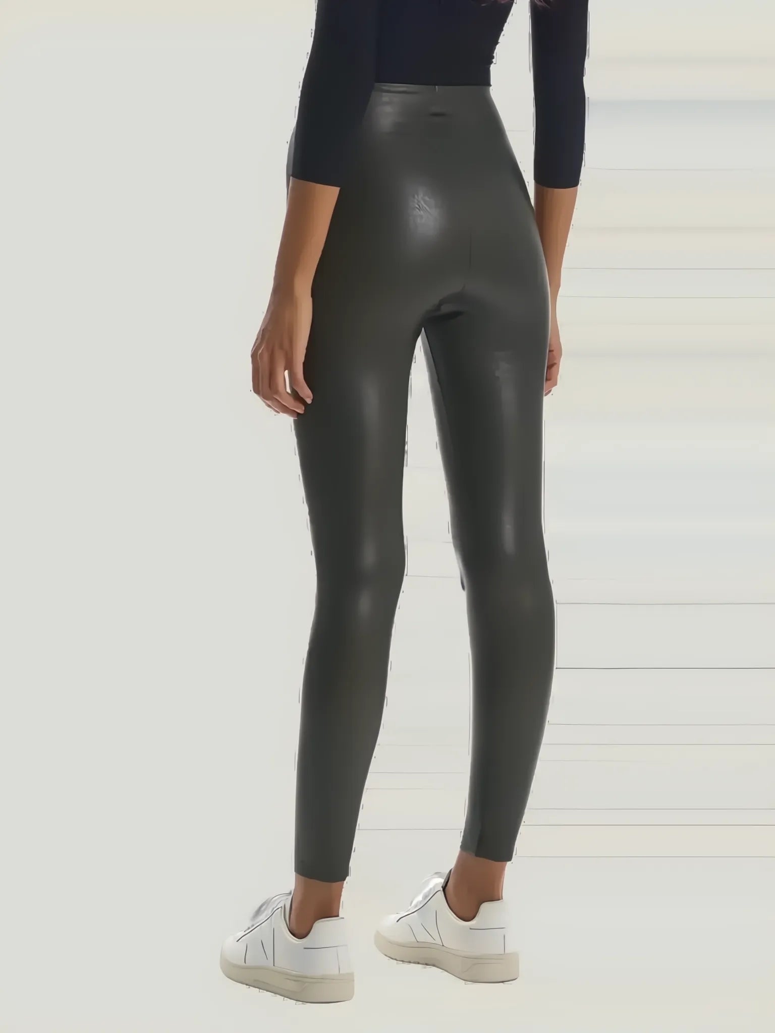 Commando COMMANDO Faux Leather Leggings in XS - Bottom | Queen Anna House of Fashion Women's Luxury Fashion