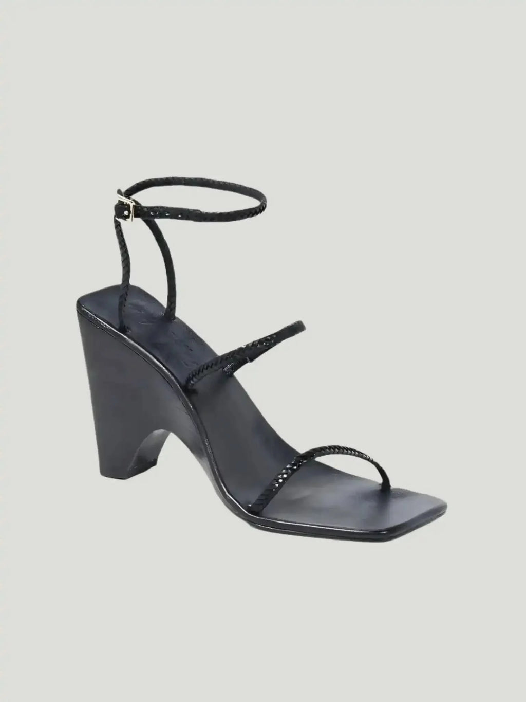 Jaggar Jaggar Woven Leather Wedge Sandals in 36 - Shoes | Queen Anna House of Fashion Women's Luxury Fashion