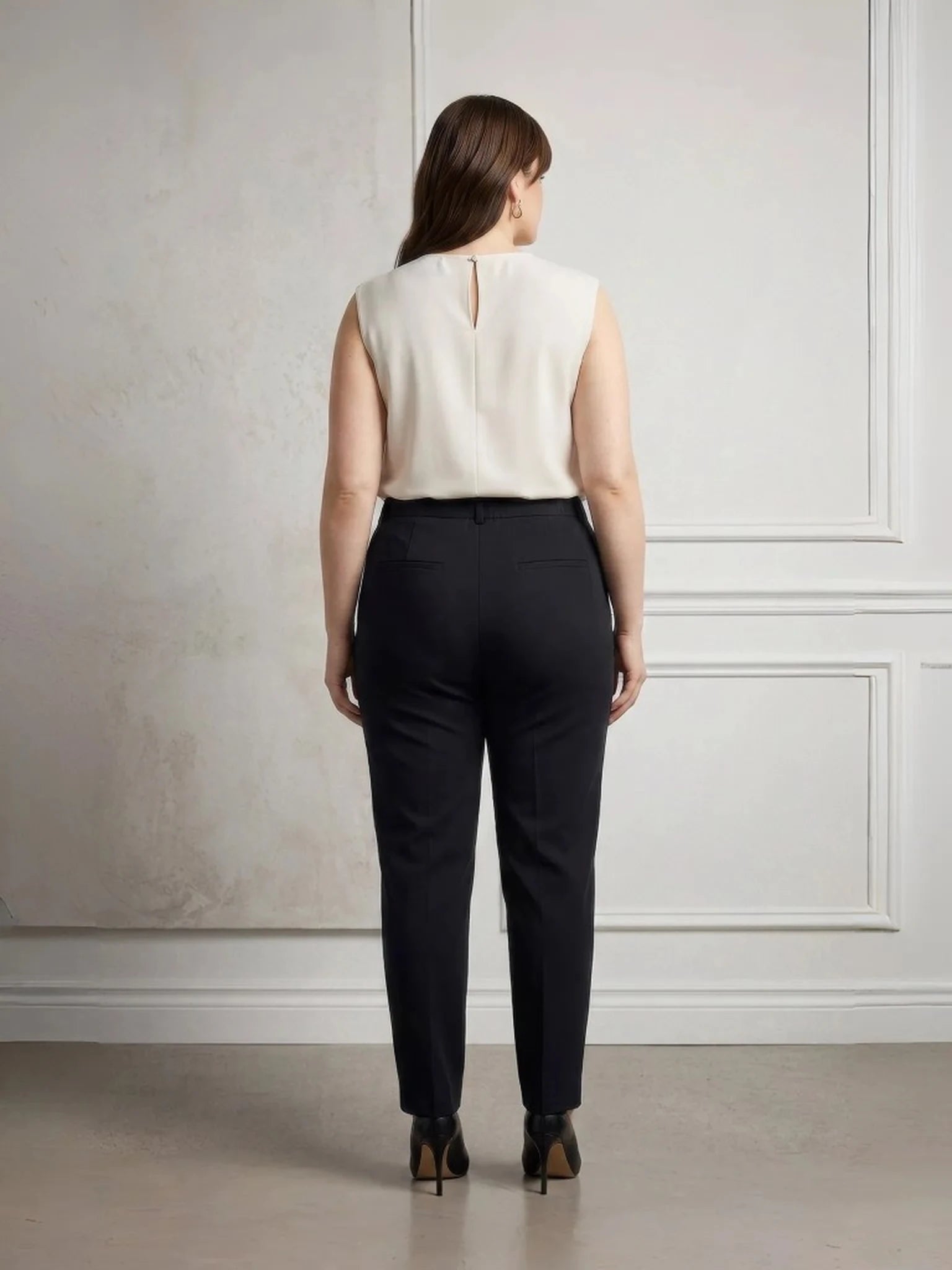 M.M.LaFleur Colby Pant back view | Queen Anna House of Fashion