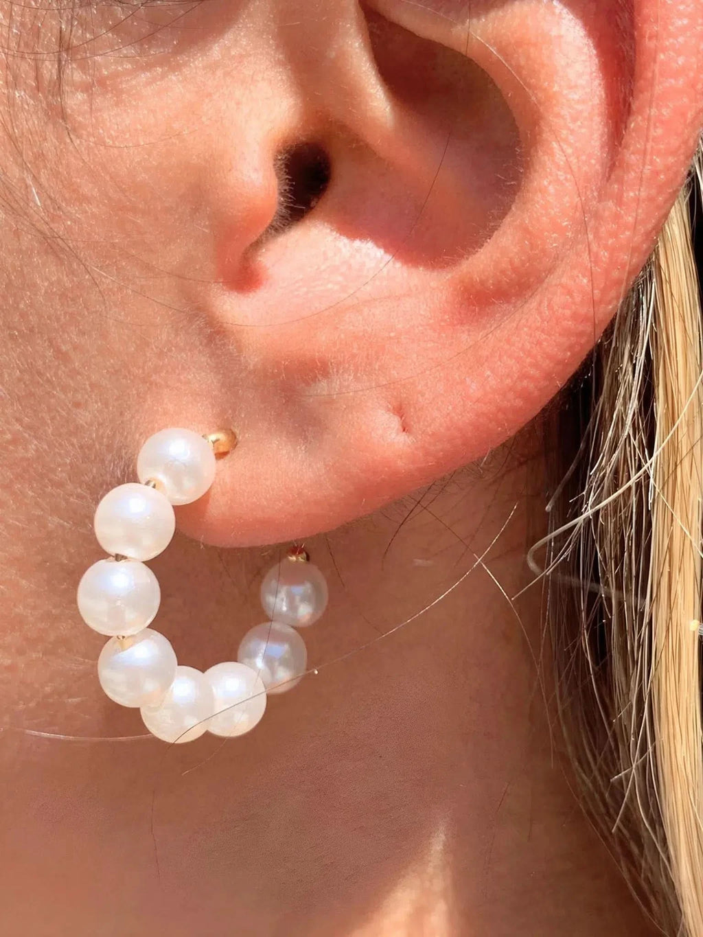 Mali Beads Mali Beads Chunky Pearl Hoops in - Jewelry | Queen Anna House of Fashion Women's Luxury Fashion