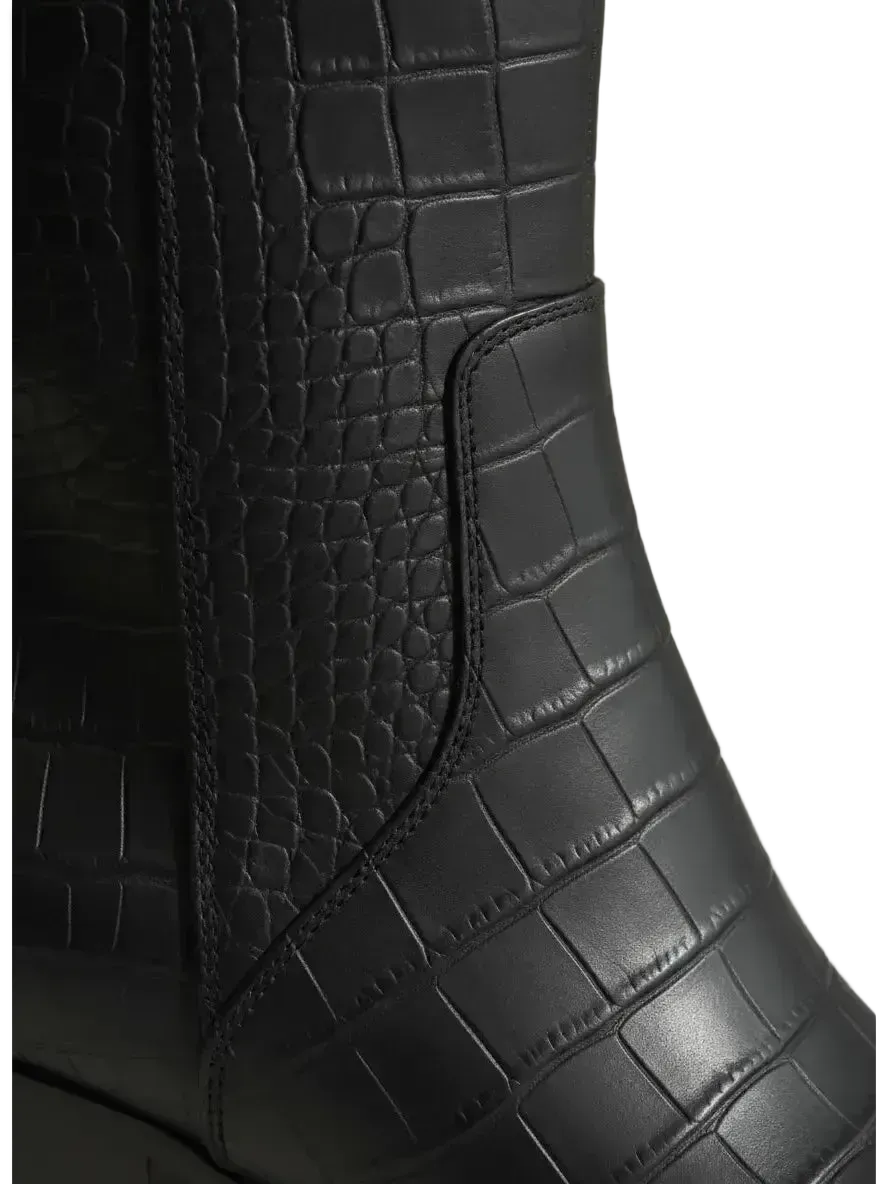 OASIS SOCIETY OASIS SOCIETY The Miley Alligator Print Pointed Toe Bootie in 6 - Shoes | Queen Anna House of Fashion Women's Luxury Fashion