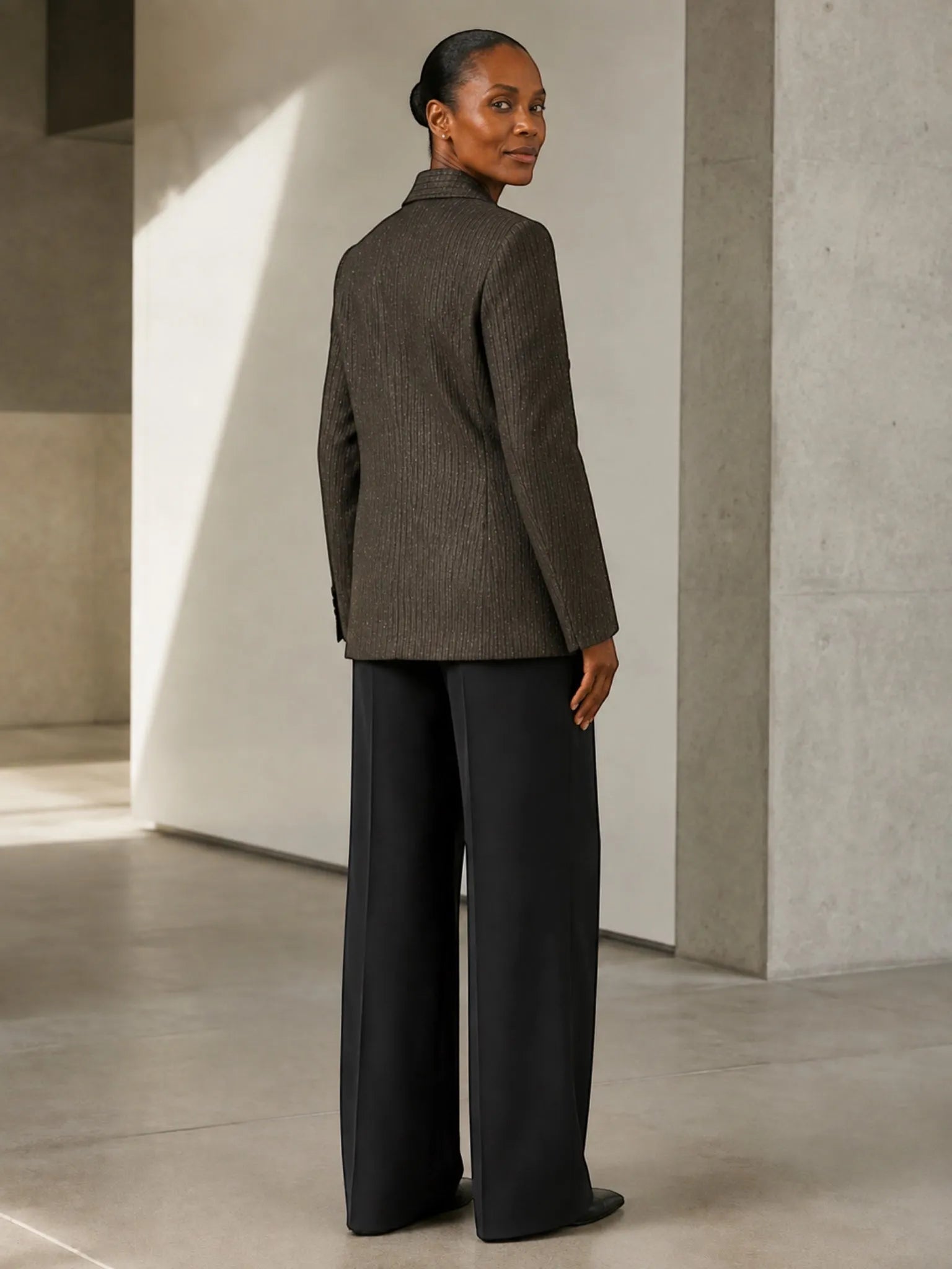 Chloe Kristyn Chloe Kristyn Betty Blazer in 4 - Outerwear | Queen Anna House of Fashion Women's Luxury Fashion