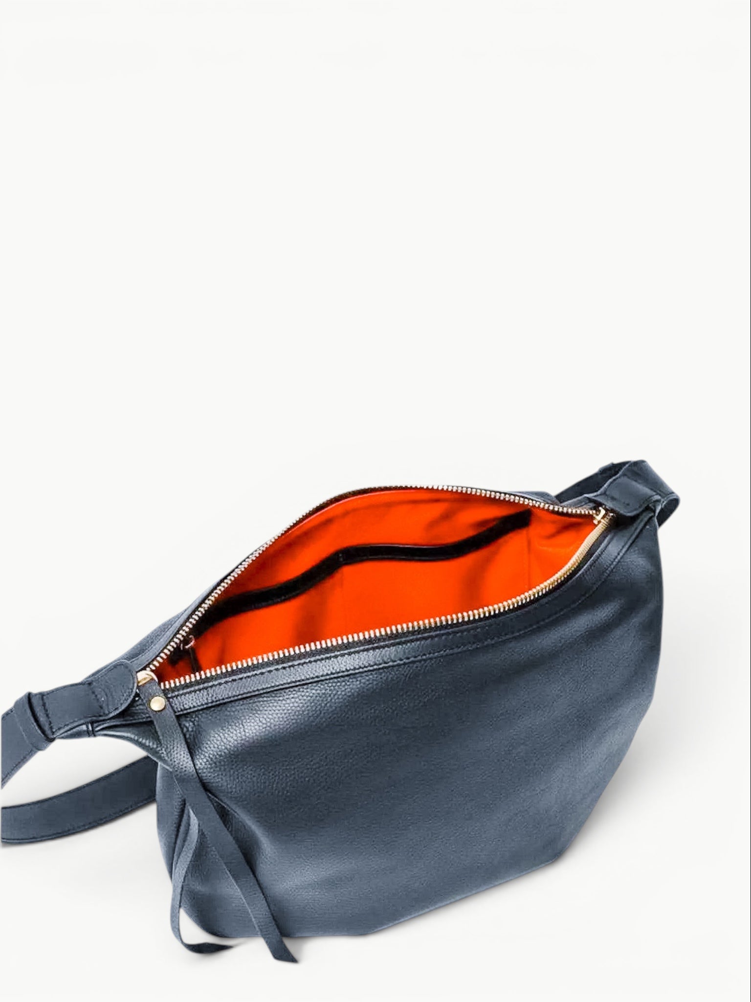 TAH Bags TAH Bags Nova Sling Bag in Black - Accessories | Queen Anna House of Fashion Women's Luxury Fashion