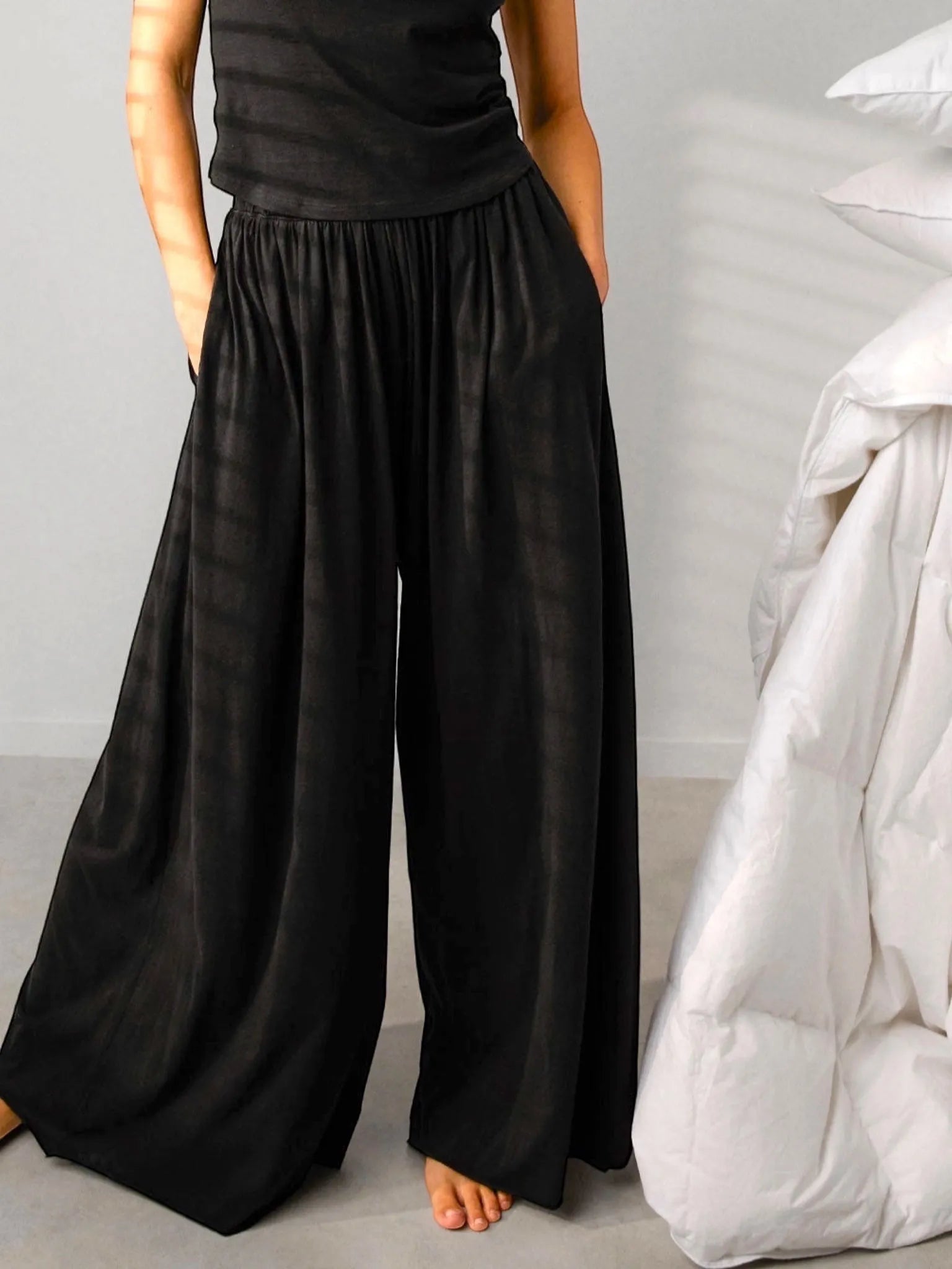 LUNYA LUNYA Organic Pima Wide Leg Pants in Black - Bottom | Queen Anna House of Fashion Women's Luxury Fashion