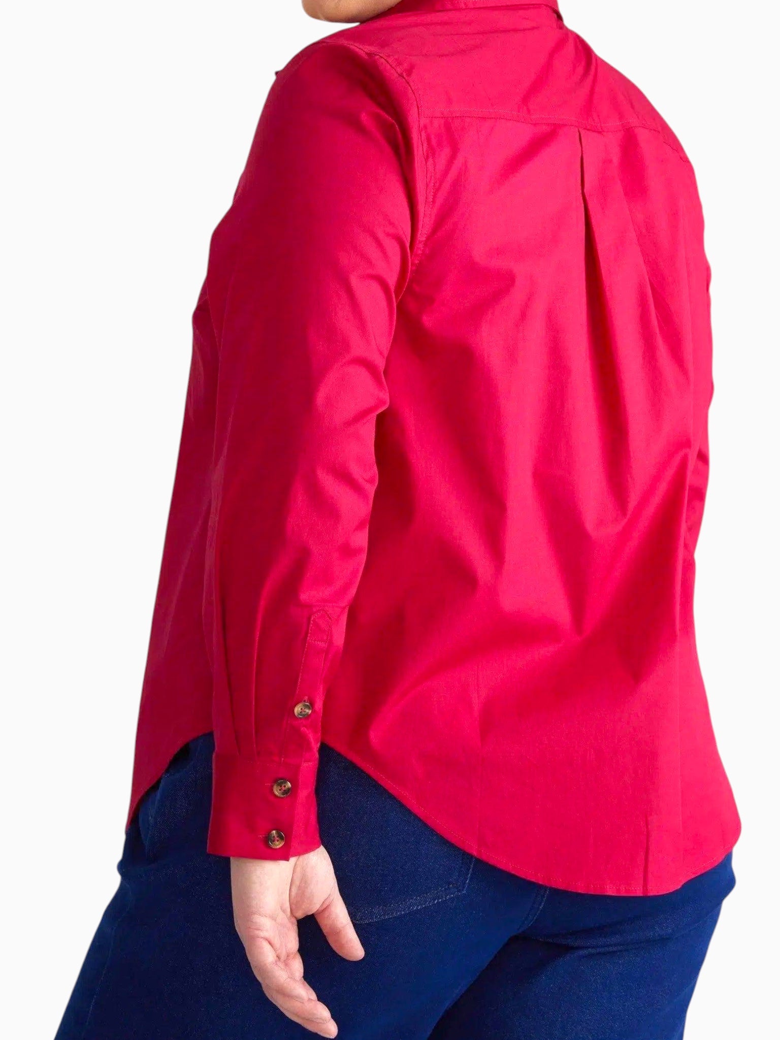Queen Anna House of Fashion Universal Standard pink stretch poplin button-down shirt, back view with tailored fit.