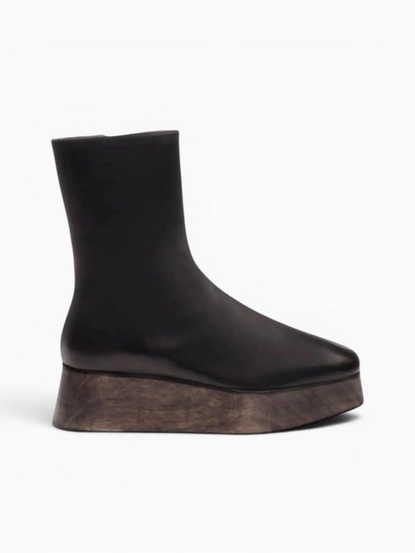 UTILITARIAN UTILITARIAN Nous Wooden Platform Boot in Black - Shoes | Queen Anna House of Fashion Women's Luxury Fashion