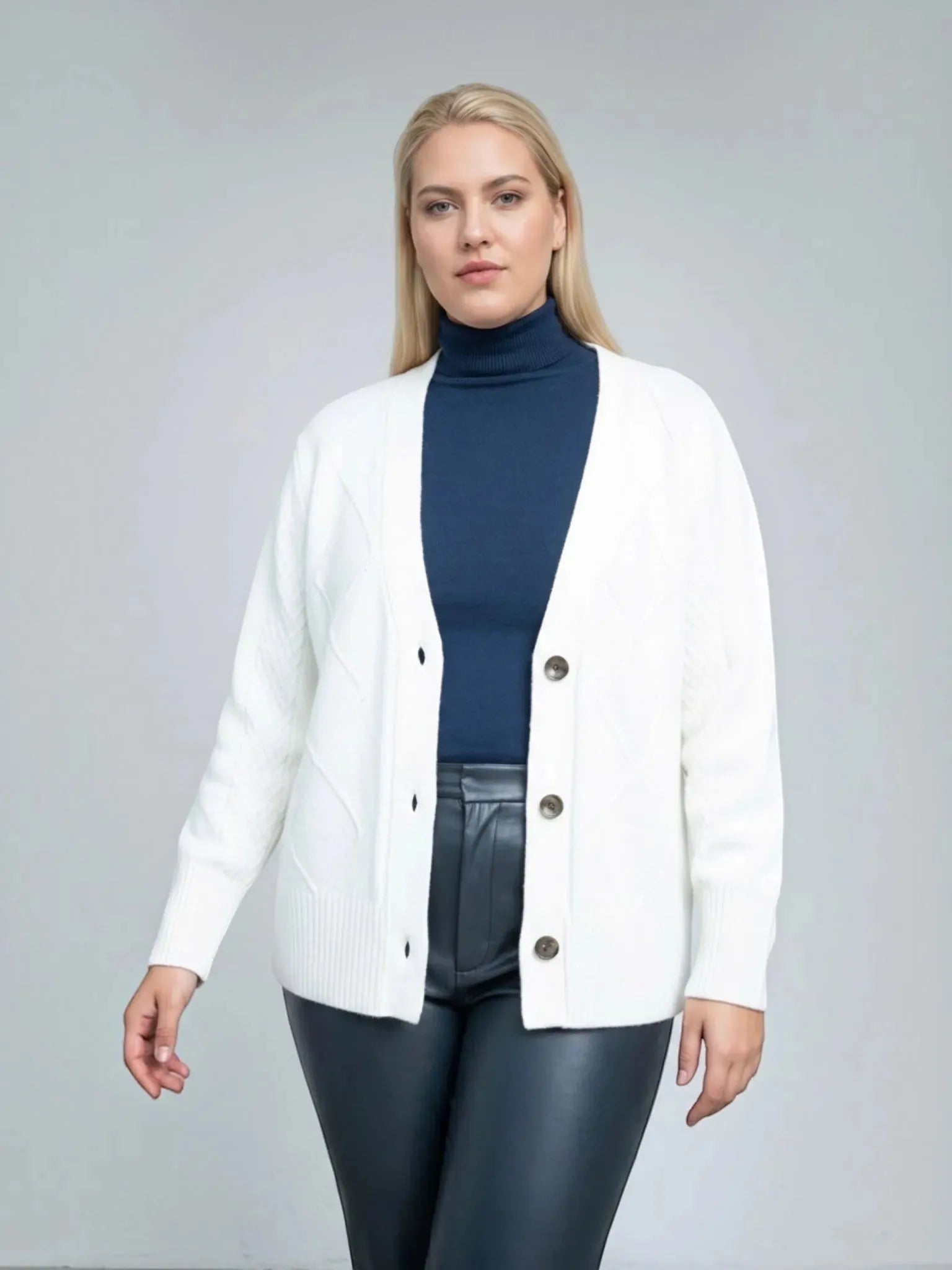 Universal Standard Universal Standard Cable Knit Cardigan in 10-12 (XS) - Top | Queen Anna House of Fashion Women's Luxury Fashion