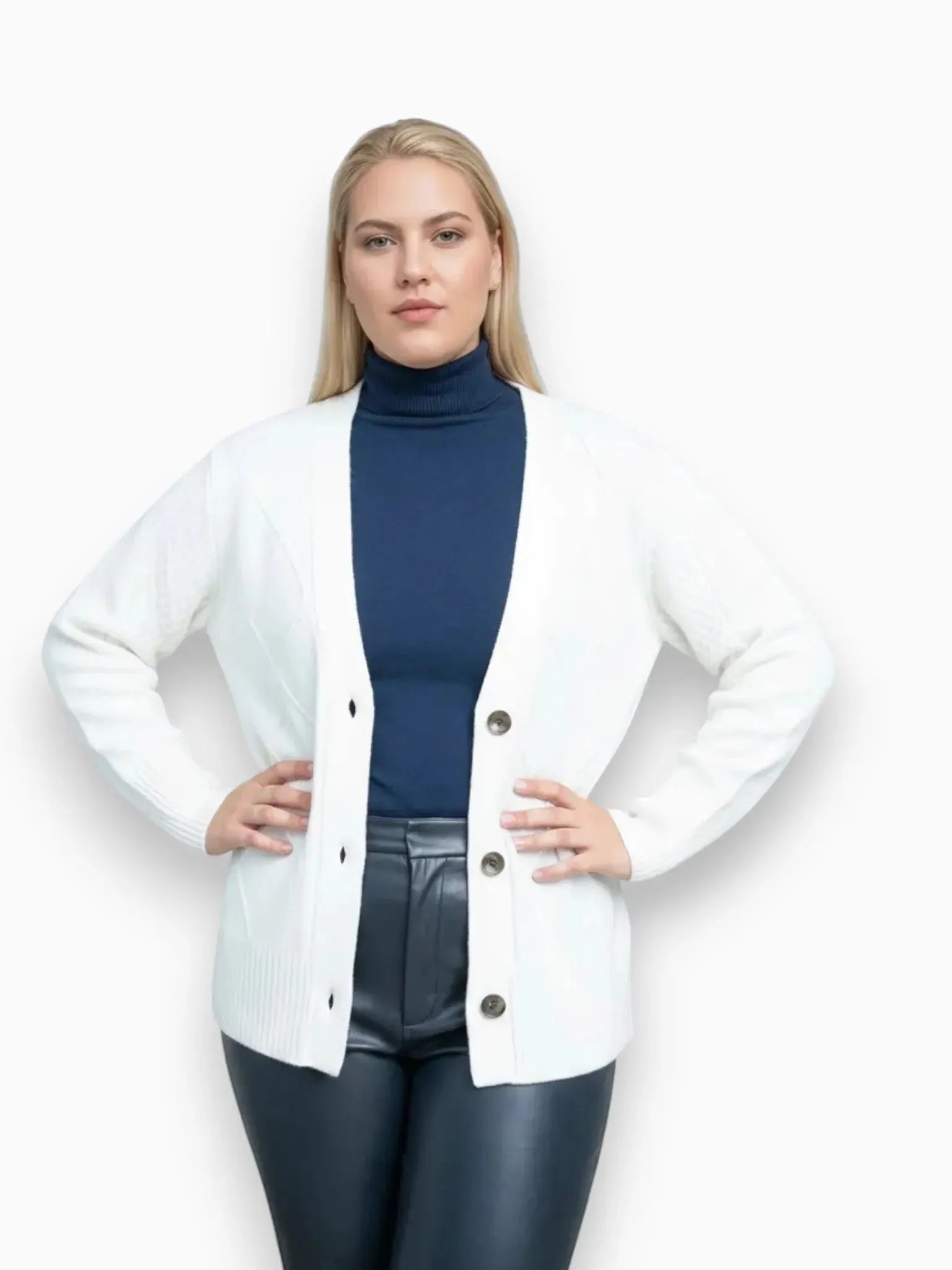 Universal Standard Universal Standard Cable Knit Cardigan in 10-12 (XS) - Top | Queen Anna House of Fashion Women's Luxury Fashion