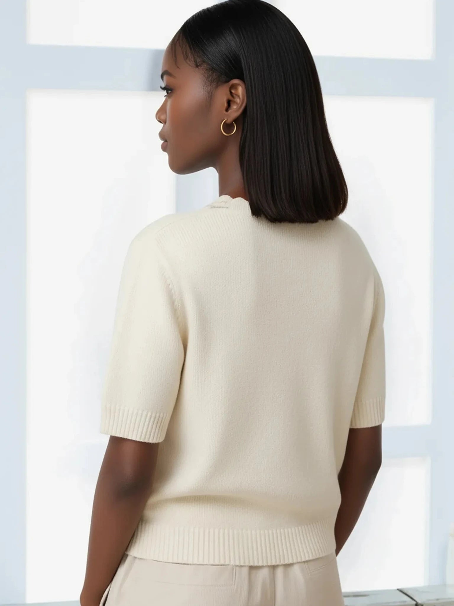 LAUDE the Label Row Sweater Tee