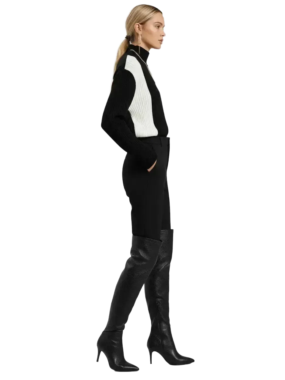 Touché Privé Touché Privé Asymmetric Colorblock Turtleneck Sweater in S - Top | Queen Anna House of Fashion Women's Luxury Fashion