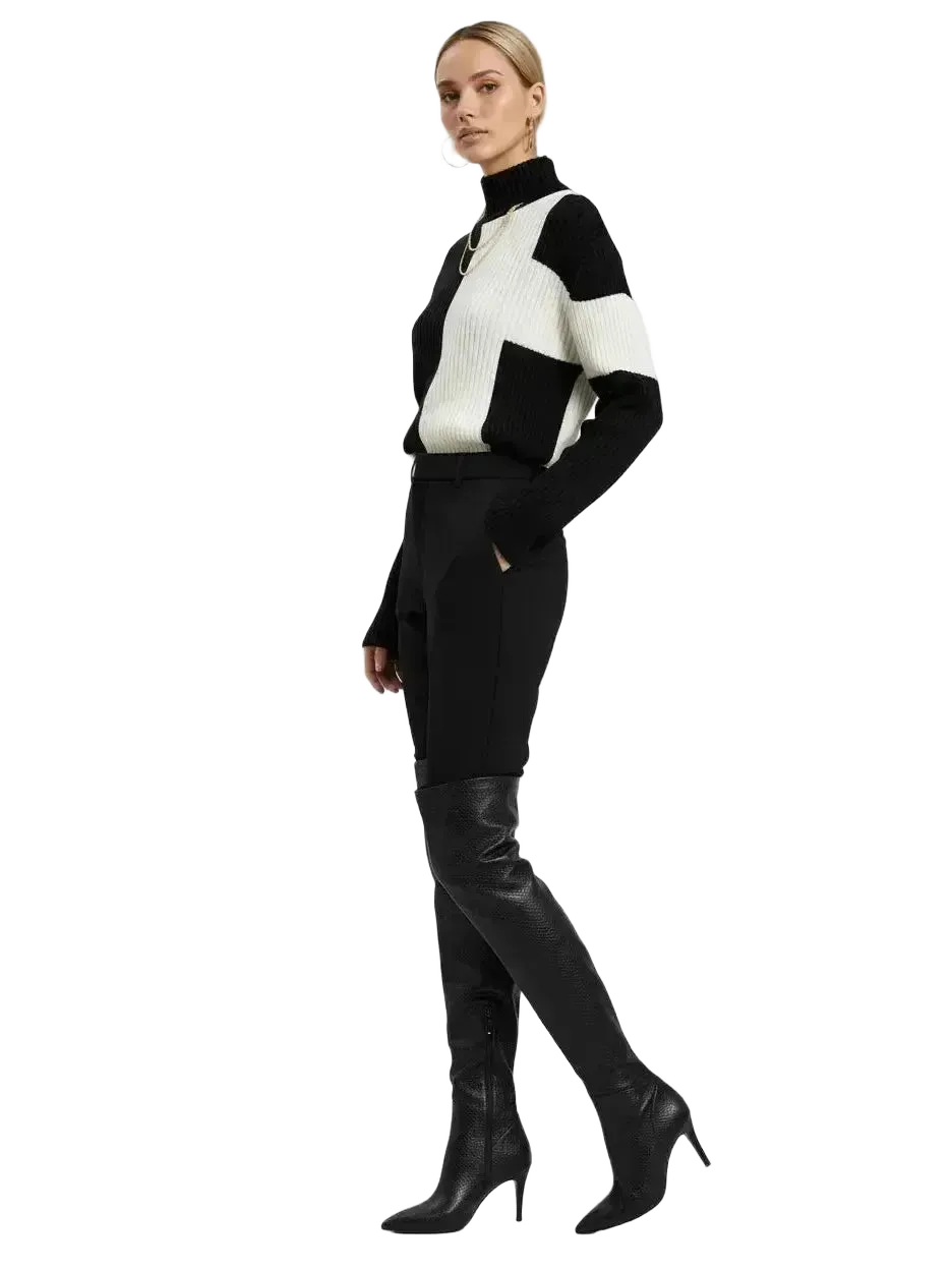Touché Privé Touché Privé Asymmetric Colorblock Turtleneck Sweater in S - Top | Queen Anna House of Fashion Women's Luxury Fashion