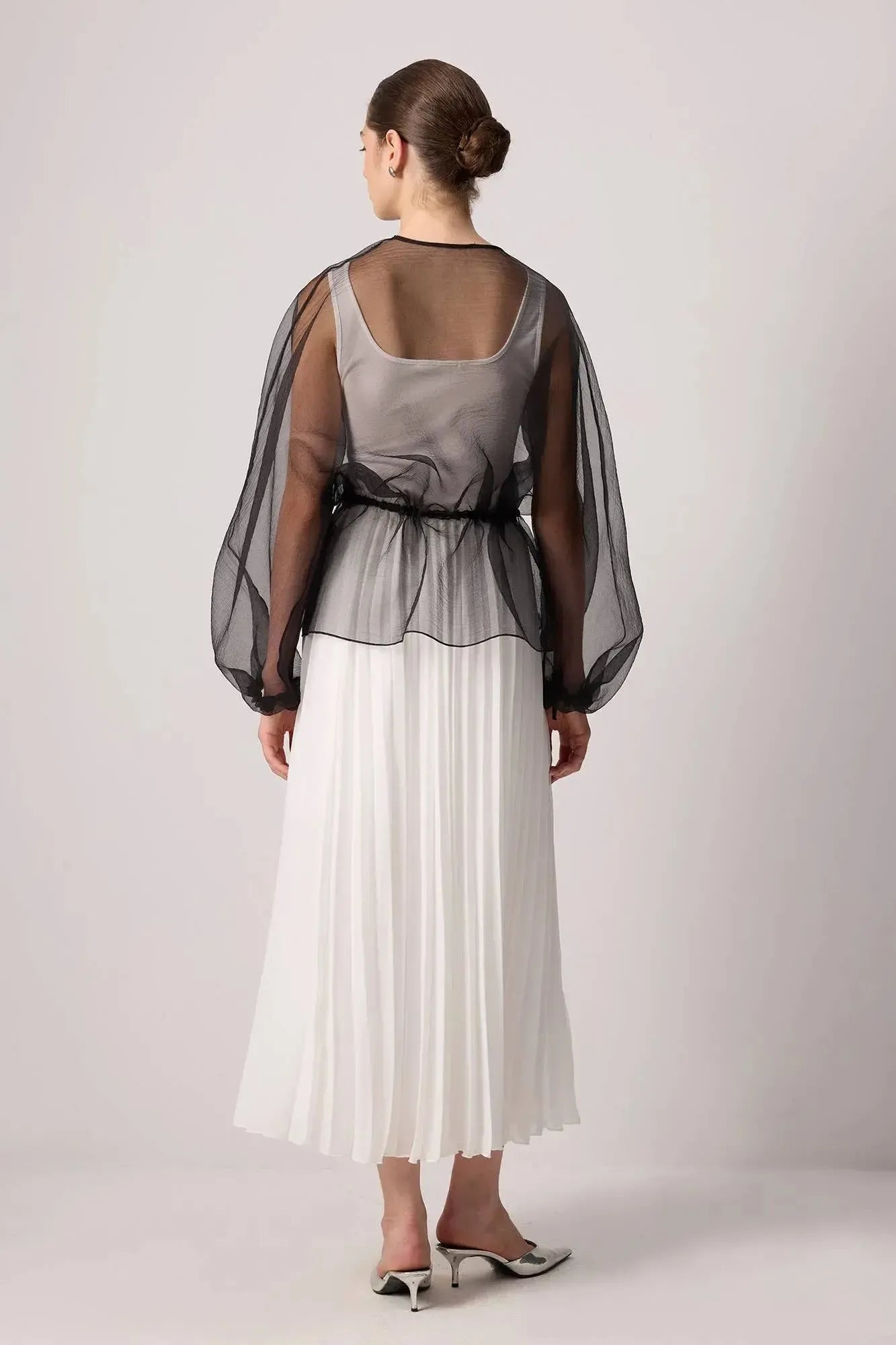 Touché Privé Touché Privé Sheer Organza Jacket in Black - Outerwear | Queen Anna House of Fashion Women's Luxury Fashion