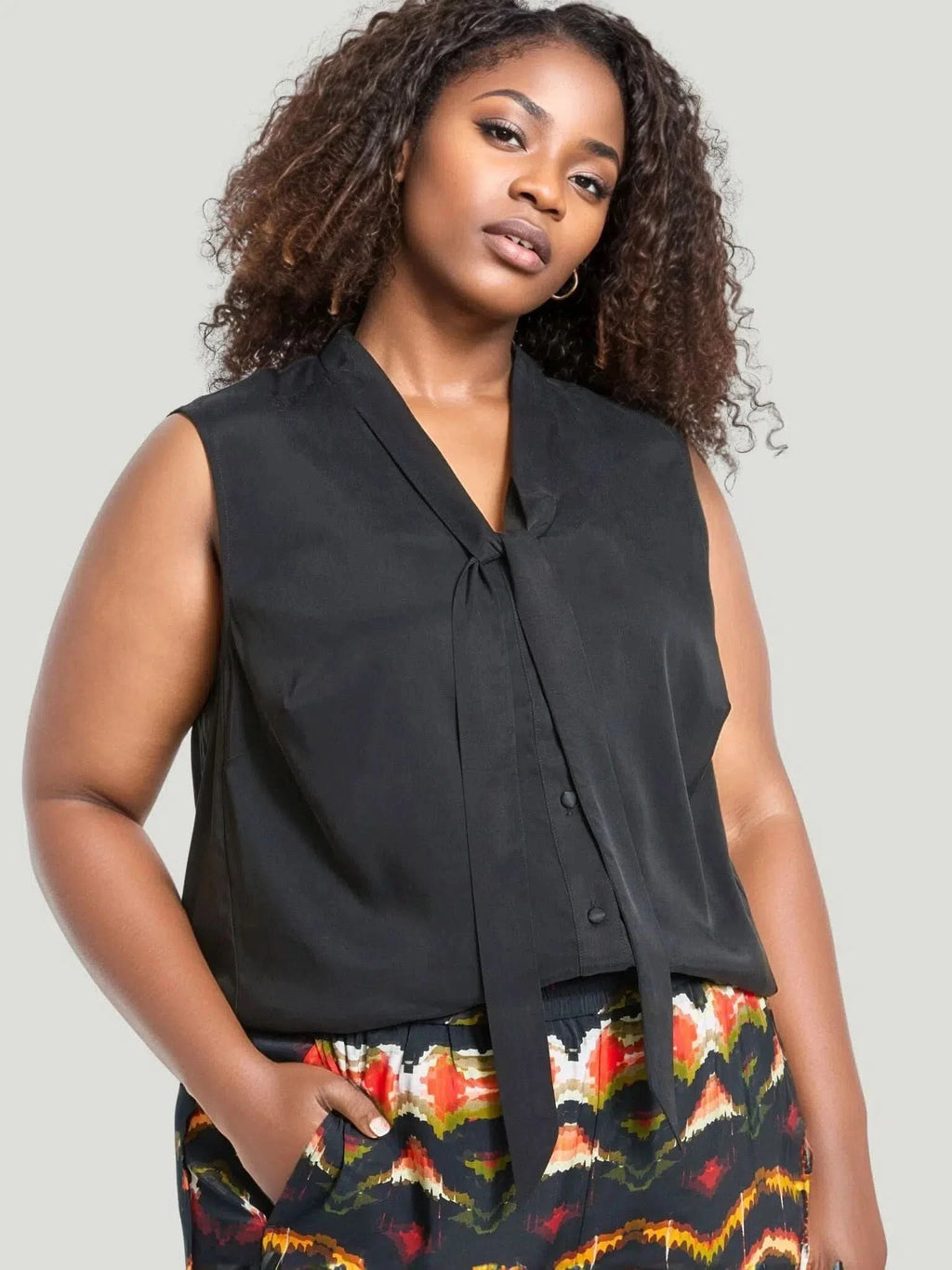 Universal Standard Universal Standard Brava Cupro Blouse in 2-4 (3XS) - Top | Queen Anna House of Fashion Women's Luxury Fashion