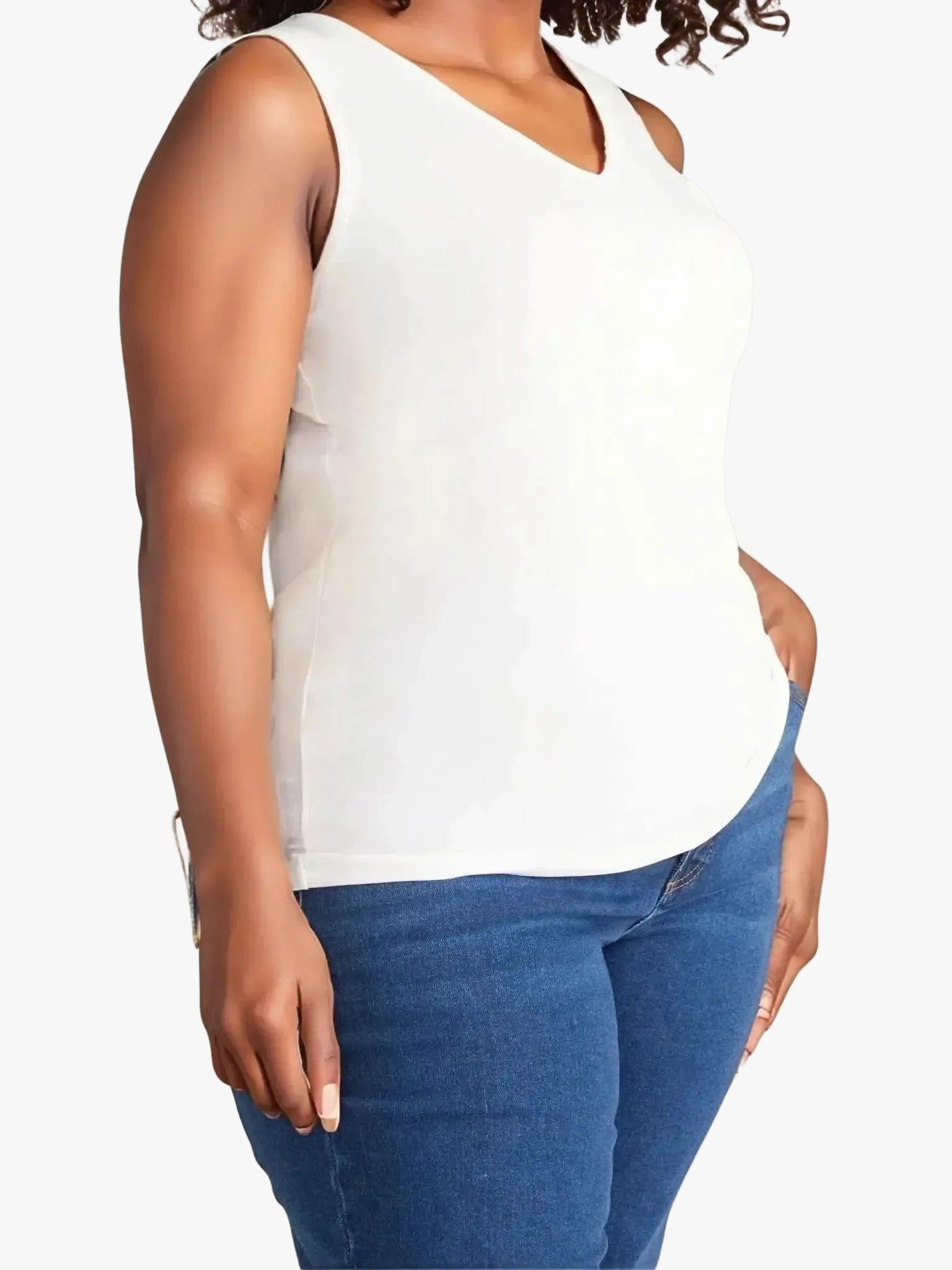 Universal Standard Universal Standard Double V Tank in 6-8 (2XS) - Top | Queen Anna House of Fashion Women's Luxury Fashion