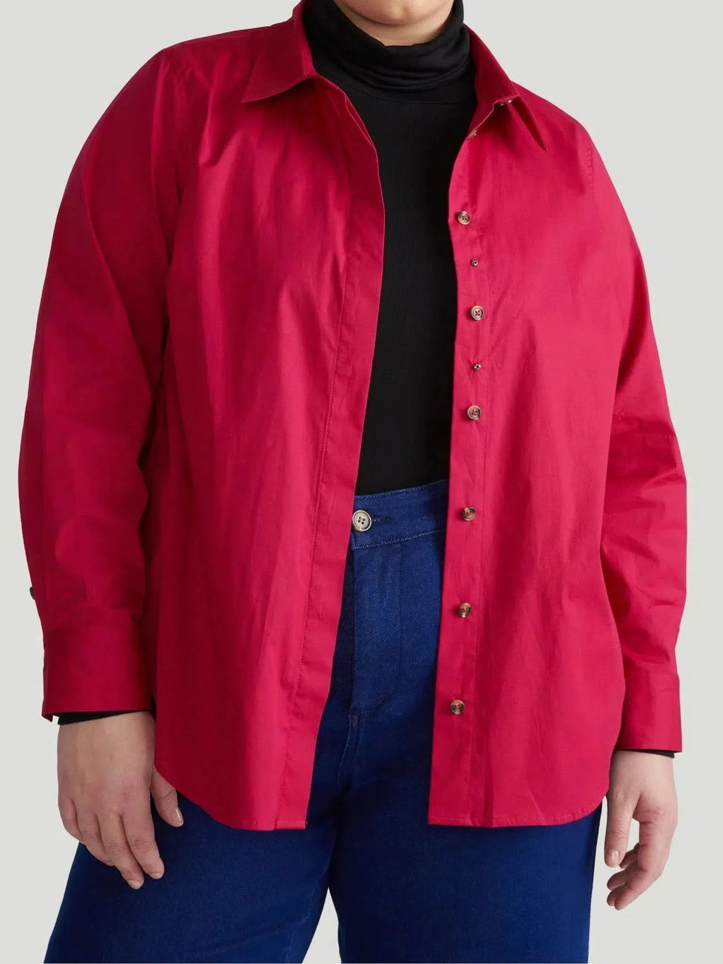 Universal Standard Universal Standard Elbe Stretch Poplin Shirt in 2-4 (3XS) - Top | Queen Anna House of Fashion Women's Luxury Fashion