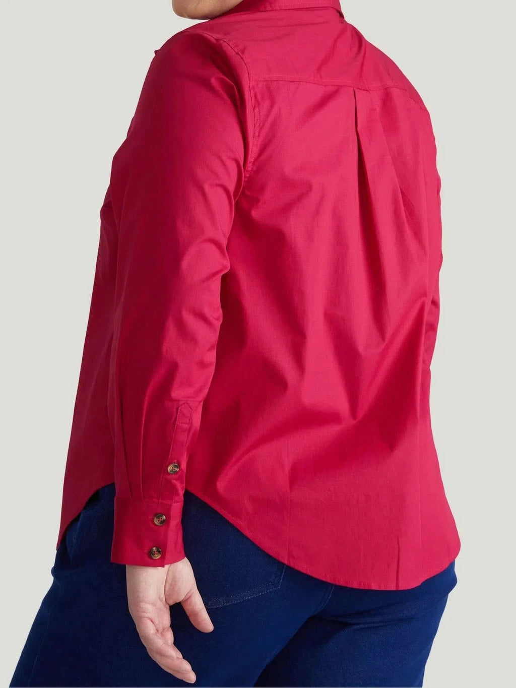 Universal Standard Universal Standard Elbe Stretch Poplin Shirt in 2-4 (3XS) - Top | Queen Anna House of Fashion Women's Luxury Fashion