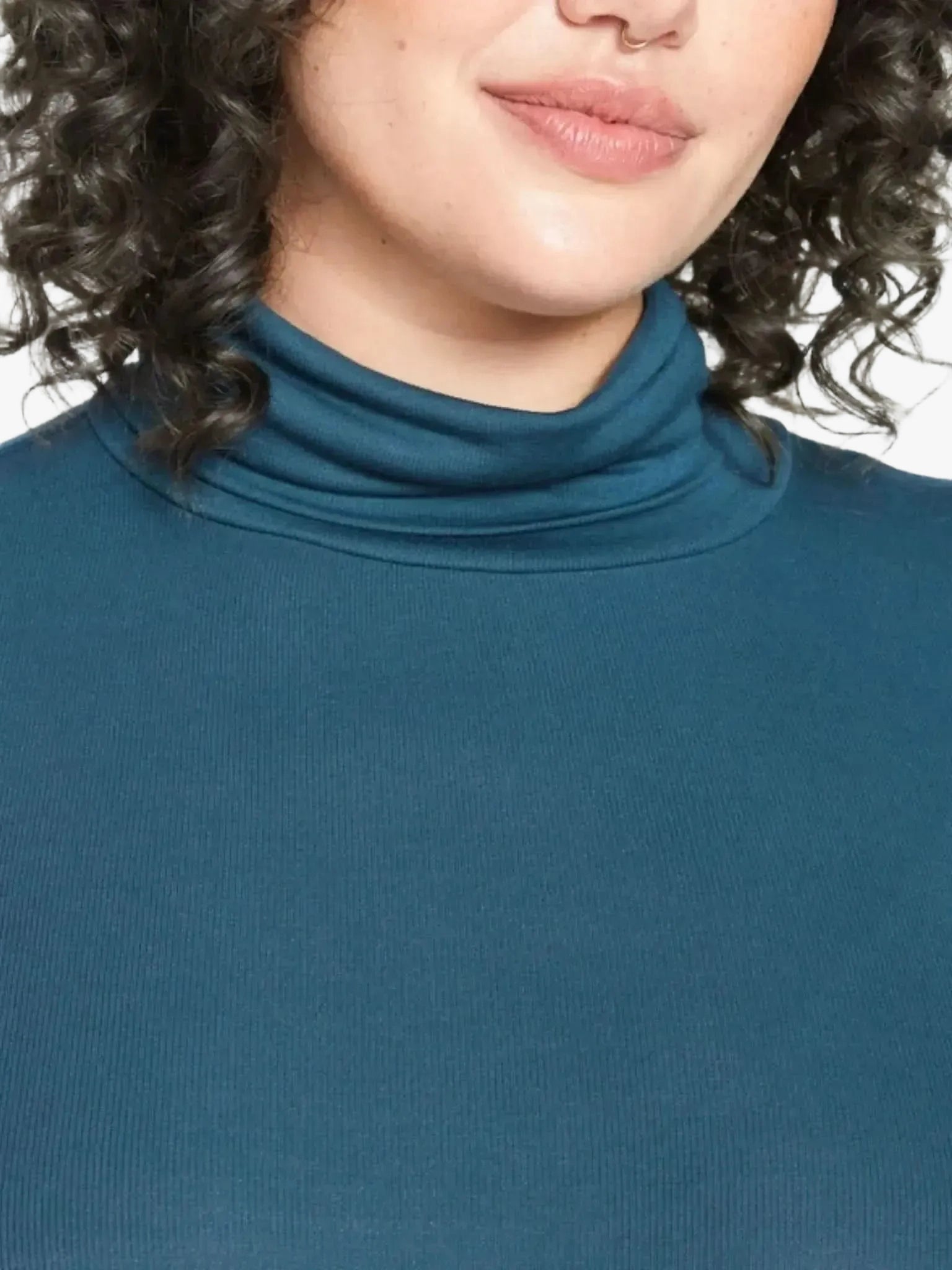 Universal Standard Universal Standard Foundation Turtleneck in 2-4 (3XS) - Top | Queen Anna House of Fashion Women's Luxury Fashion