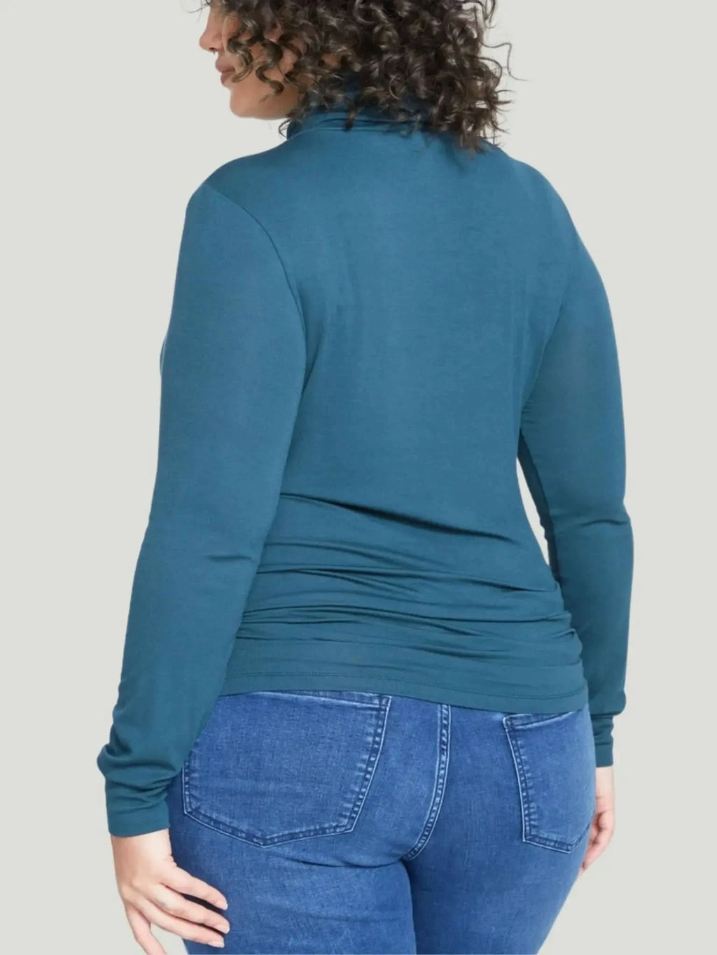 Universal Standard Universal Standard Foundation Turtleneck in 2-4 (3XS) - Top | Queen Anna House of Fashion Women's Luxury Fashion