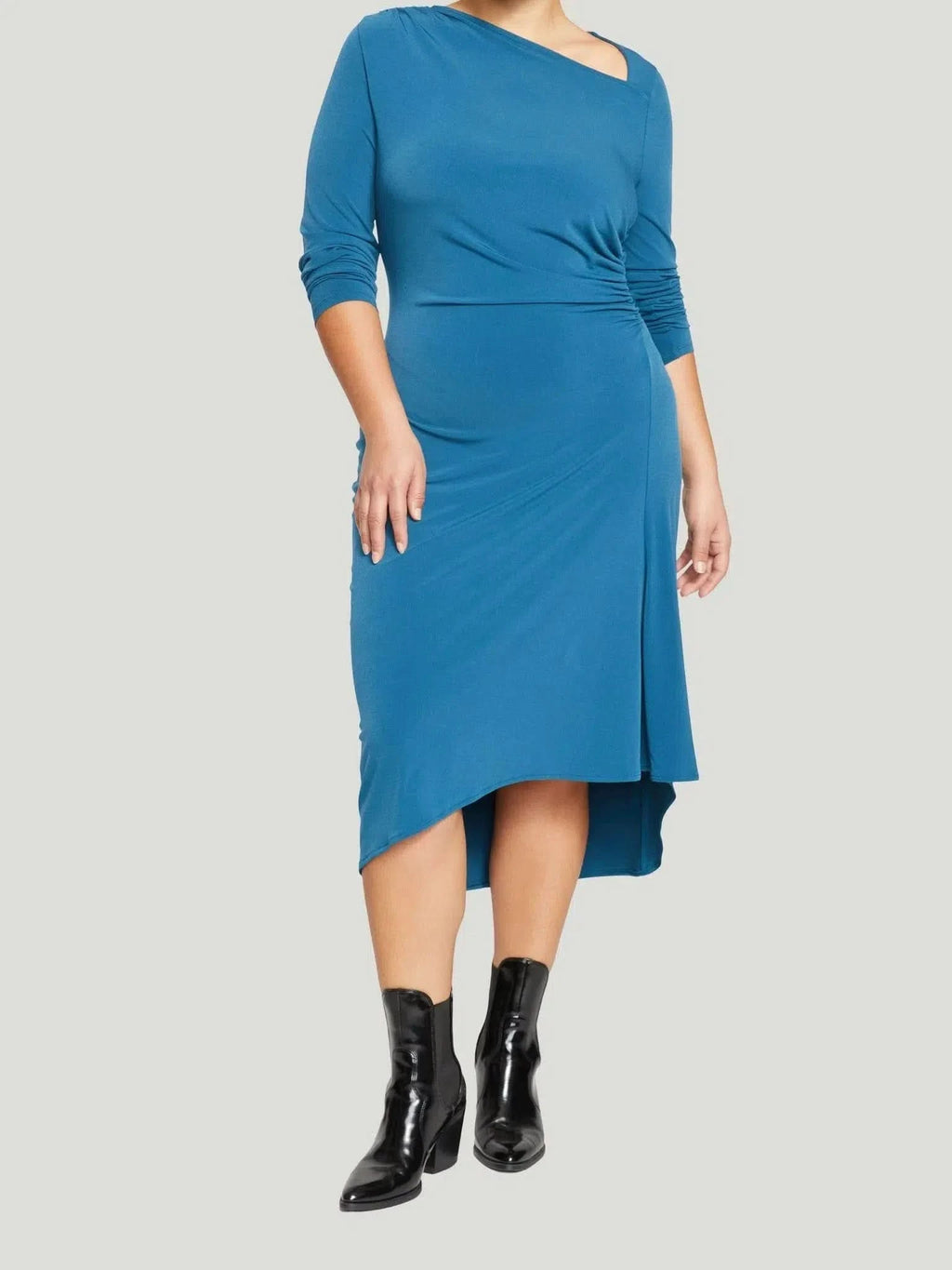 Universal Standard Universal Standard Jersey Cinched Dress in 2-4 (3XS) - Dress | Queen Anna House of Fashion Women's Luxury Fashion