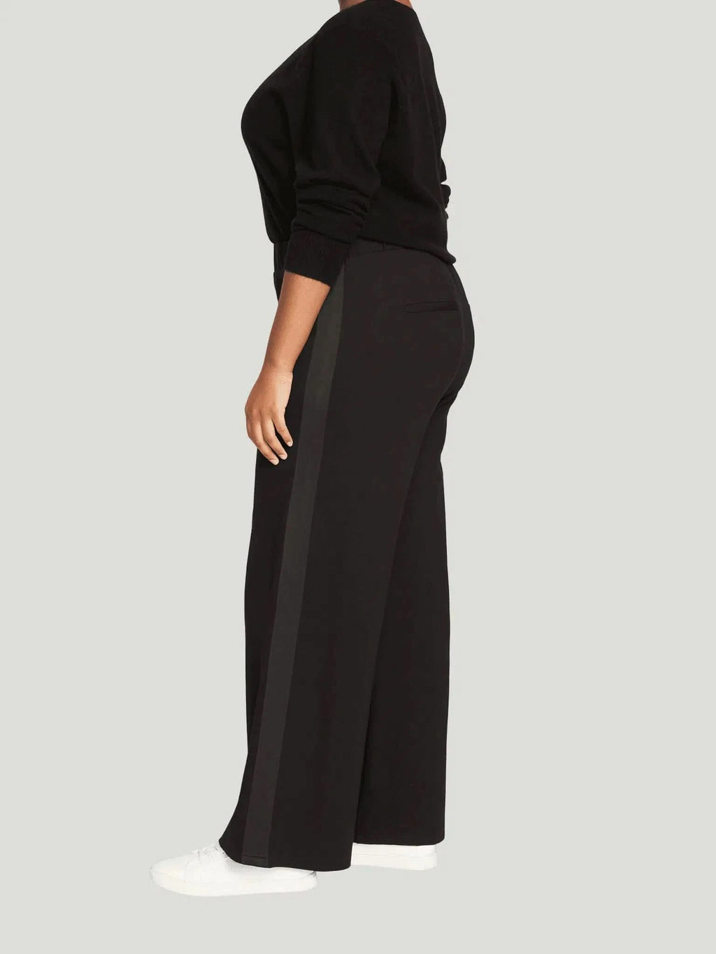 Universal Standard Universal Standard Stephanie Wide Leg Ponte Pant in 18-20 (M) - Bottom | Queen Anna House of Fashion Women's Luxury Fashion