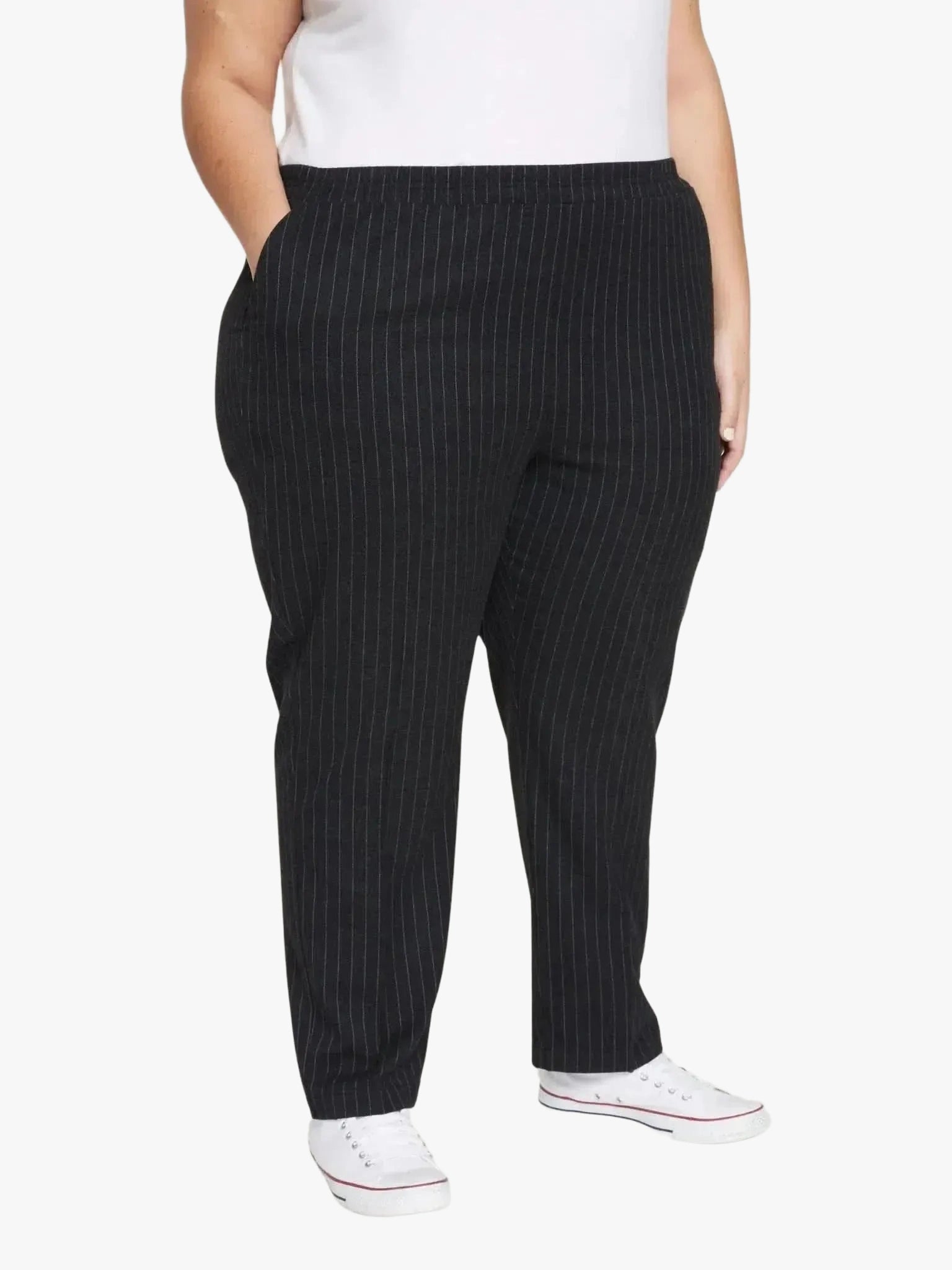 Universal Standard Universal Standard The Pinstripe Pant in 6-8 (2XS) - Bottom | Queen Anna House of Fashion Women's Luxury Fashion