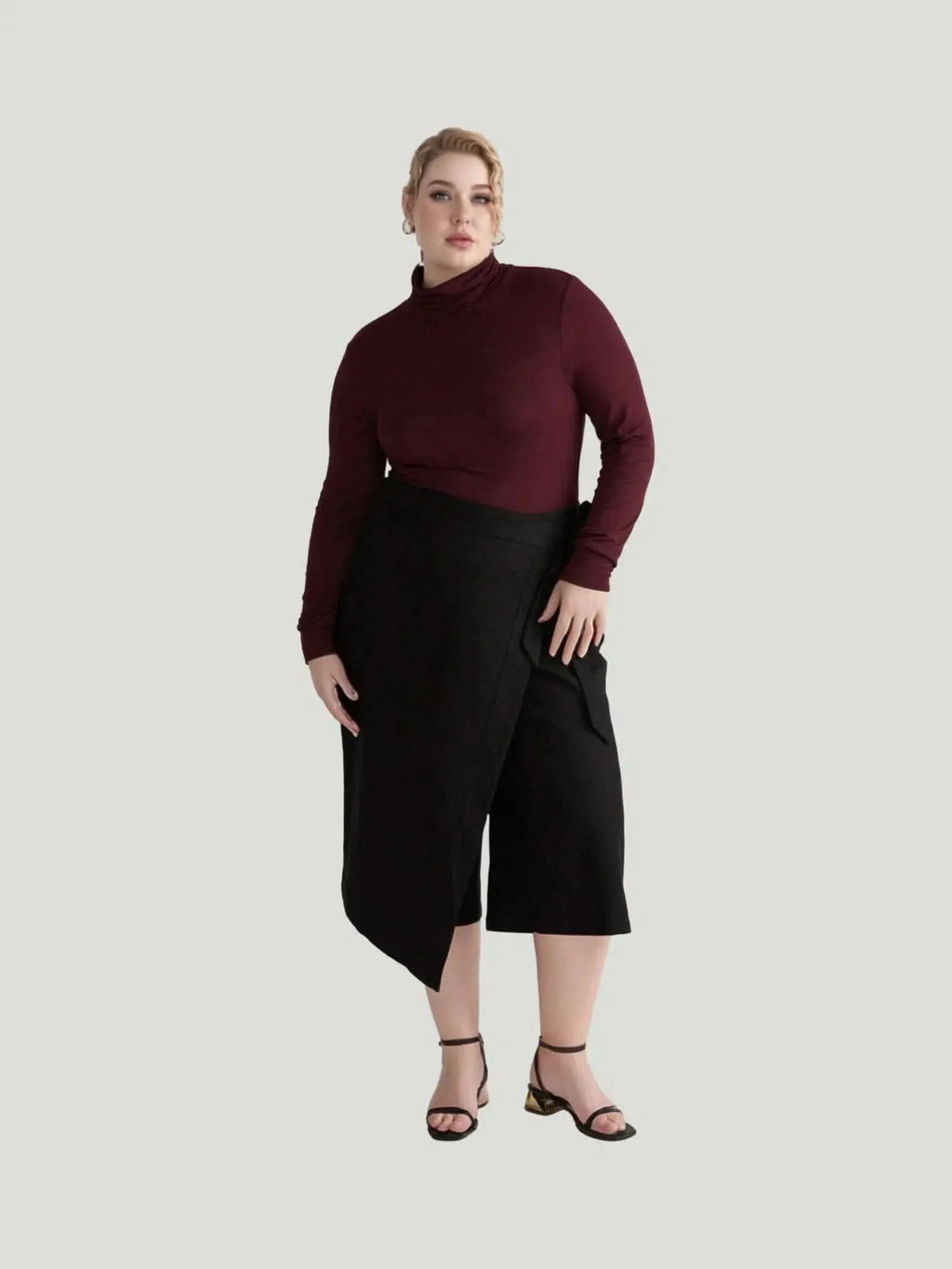 Universal Standard Universal Standard Villa Linen Wrap Culottes in 14 - Bottom | Queen Anna House of Fashion Women's Luxury Fashion
