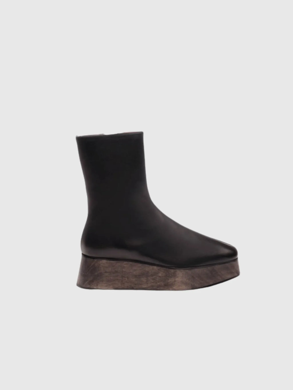 UTILITARIAN UTILITARIAN Nous Wooden Platform Boot in 36 - Shoes | Queen Anna House of Fashion Women's Luxury Fashion
