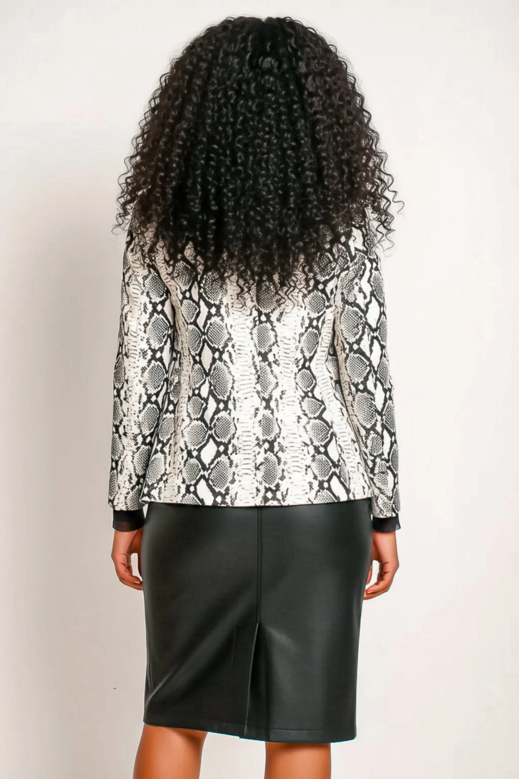 Walter Baker Walter Baker Kiki Grey Snake Blazer in M - Outerwear | Queen Anna House of Fashion Women's Luxury Fashion
