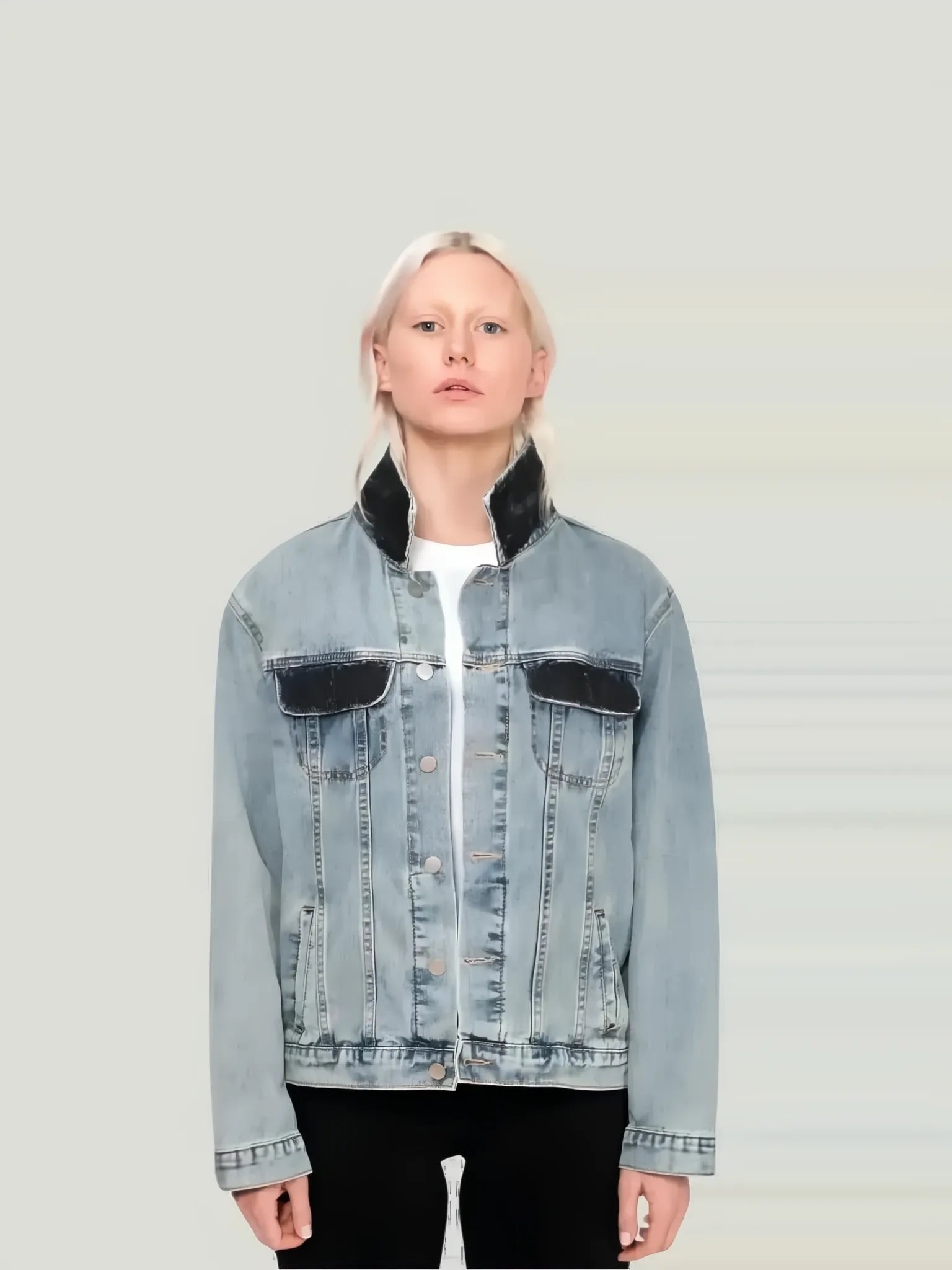 Wren + Glory Wren + Glory '4EVA LOVED' Hand Painted Denim Jacket in L - Outerwear | Queen Anna House of Fashion Women's Luxury Fashion